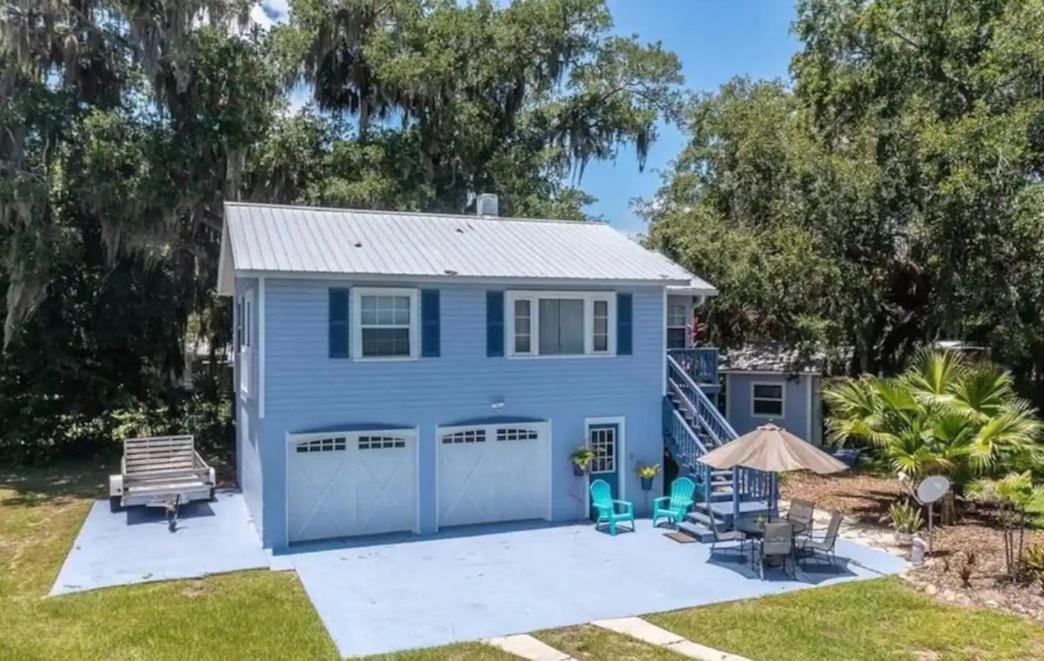 Holiday home Charming Carriage House Near Historic Canal Street Minutes To The New Smyrna Beach