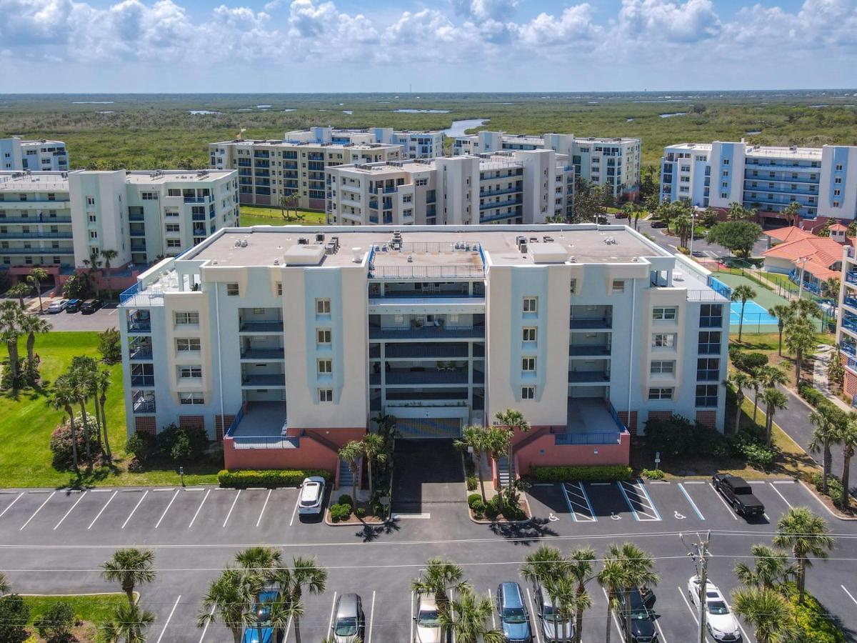 Apartment Gorgeous Oceanwalk On The Corner With Superb Views Of The Ocean. Ow1-201 New Smyrna Beach