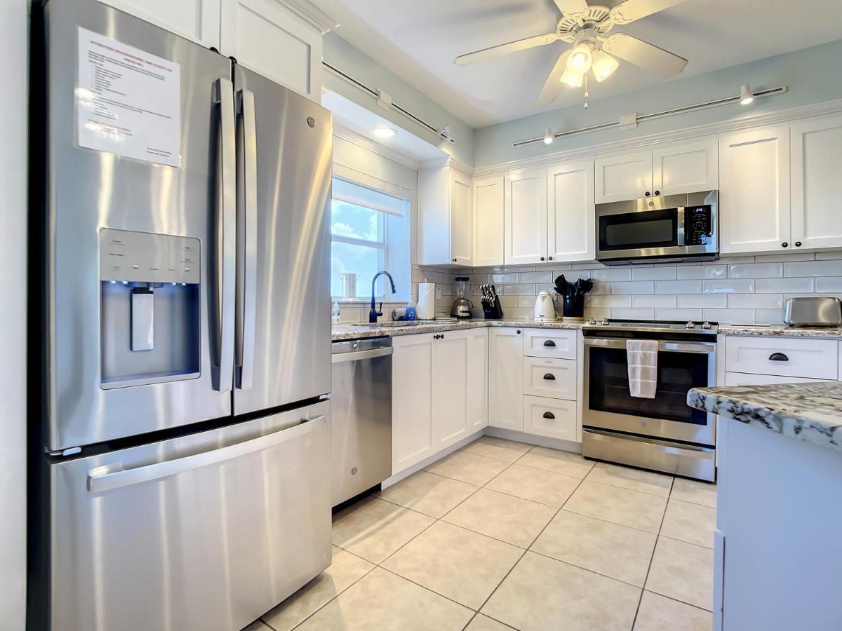 Apartment Stunning 32 Corner Unit On The Atlantic. Ow10-401