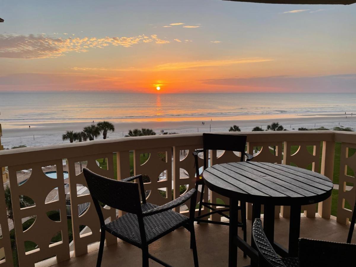 Apartment Sea Forever Beachfront Golden Arms 501 ~ Walk To Shopping Dining Night Life On Flagler Ave. *