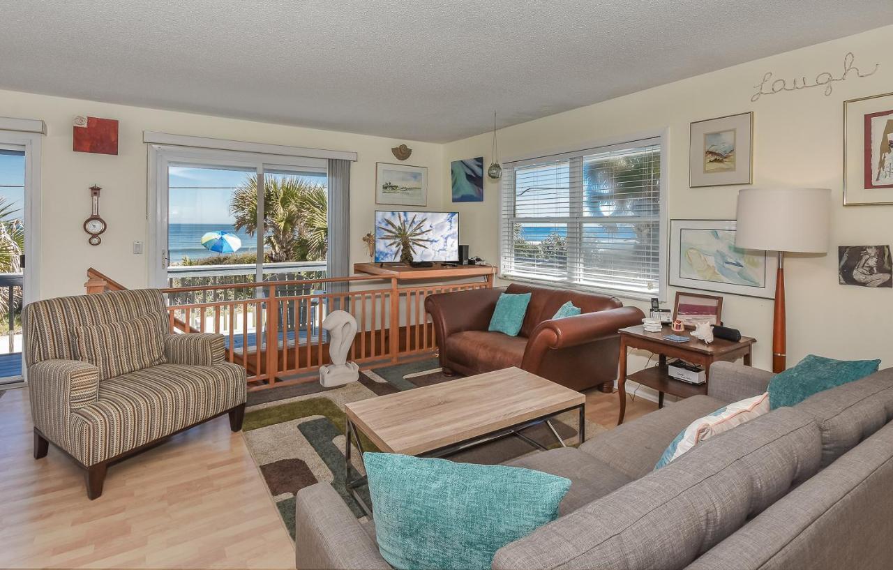 The Artist House- Beachfront - 6298s *