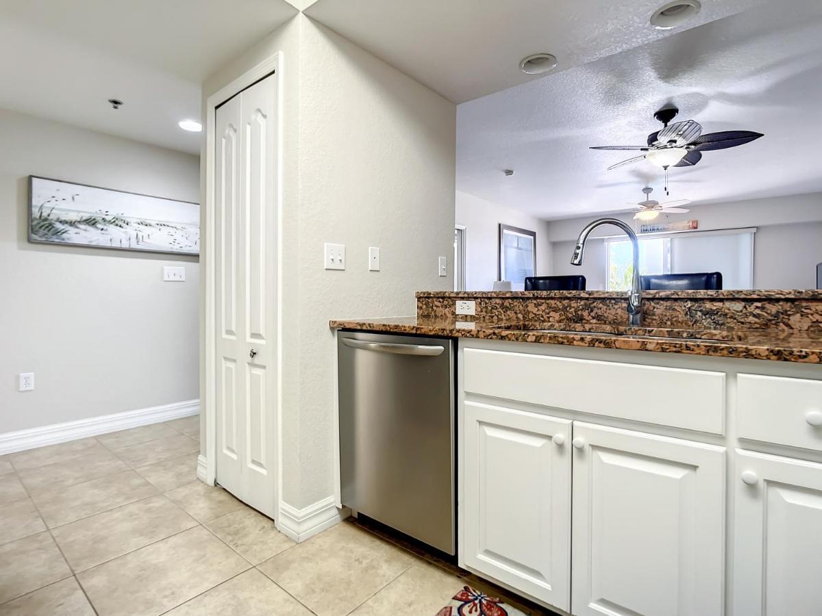Set Sail In Beautiful Coastal Themed 32 With Gorgeous Ocean Views Ow13-305 New Smyrna Beach