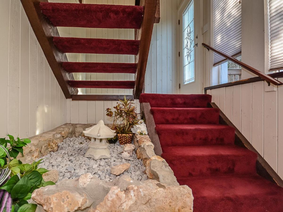 Holiday home Large Beachfront Deck On Car Free - 5747 S. Atlantic