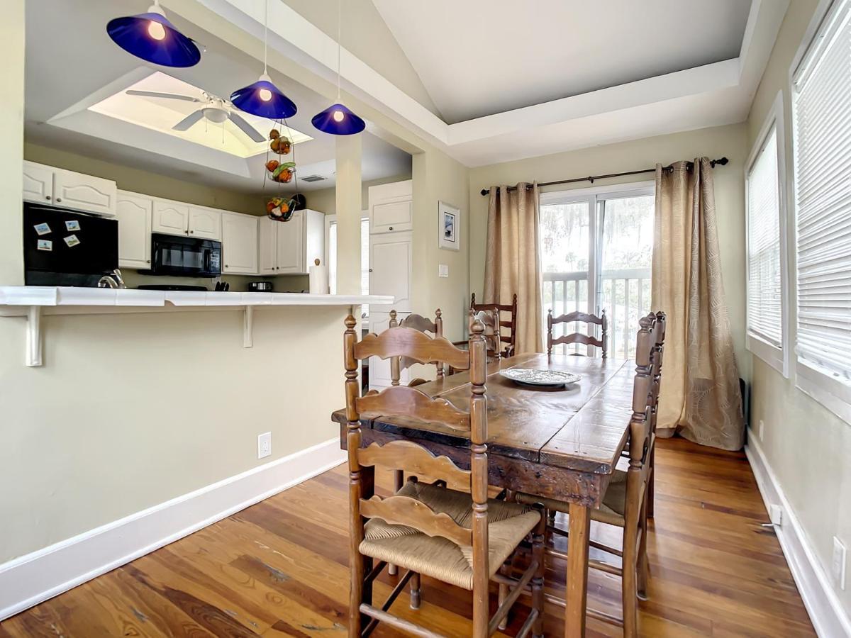 Holiday home Charming Carriage House Near Historic Canal Street Minutes To The New Smyrna Beach