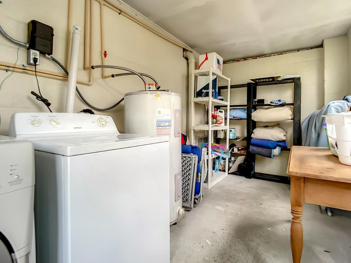 Charming Carriage House Near Historic Canal Street Minutes To The