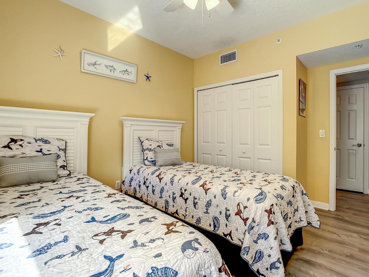 Apartment Gorgeous Oceanwalk On The Corner With Superb Views Of The Ocean. Ow1-201