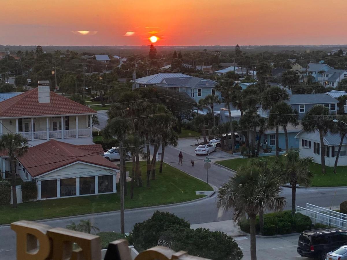 Sea Forever Beachfront Golden Arms 501 ~ Walk To Shopping Dining Night Life On Flagler Ave. * New Smyrna Beach