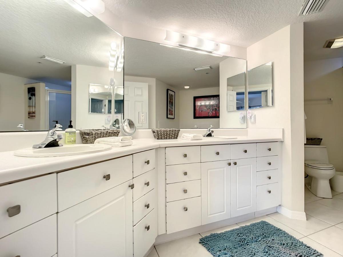 Take In These Beautiful Views Of The Ocean In Gorgeous 22 Condo. Ow1-302 Apartment *