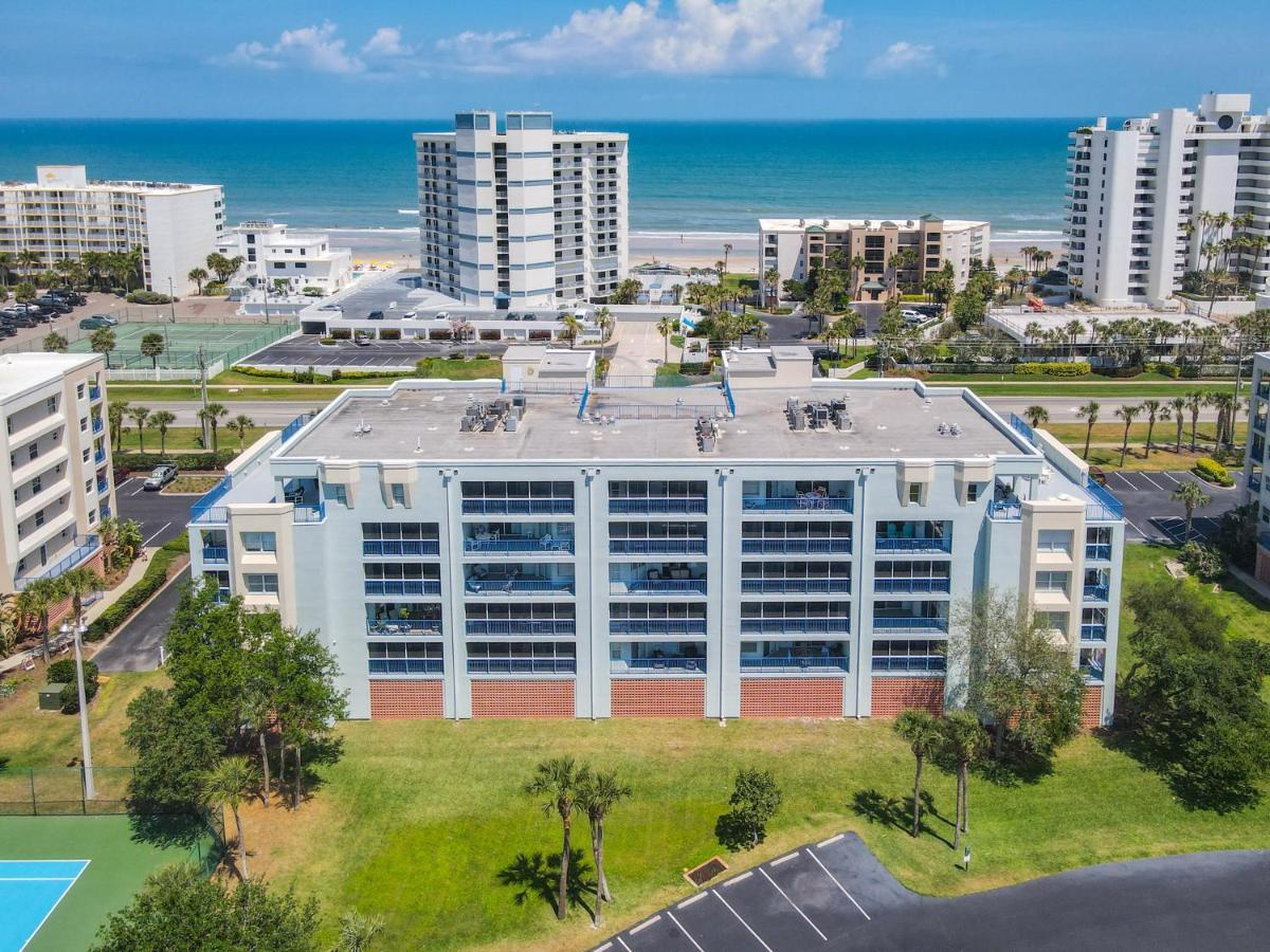 Apartment Gorgeous Oceanwalk On The Corner With Superb Views Of The Ocean. Ow1-201 New Smyrna Beach