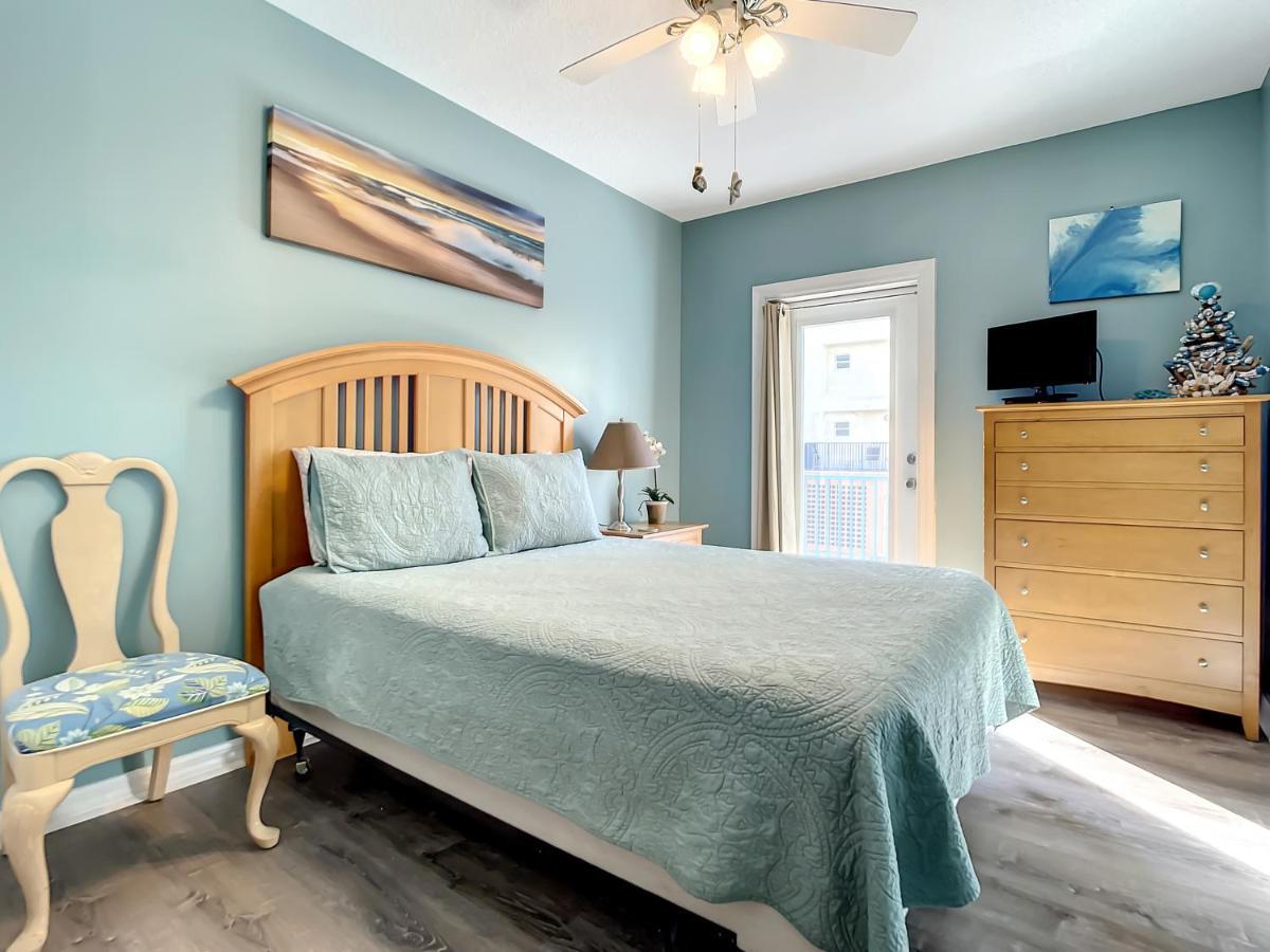 Apartment Gorgeous Oceanwalk On The Corner With Superb Views Of The Ocean. Ow1-201 *
