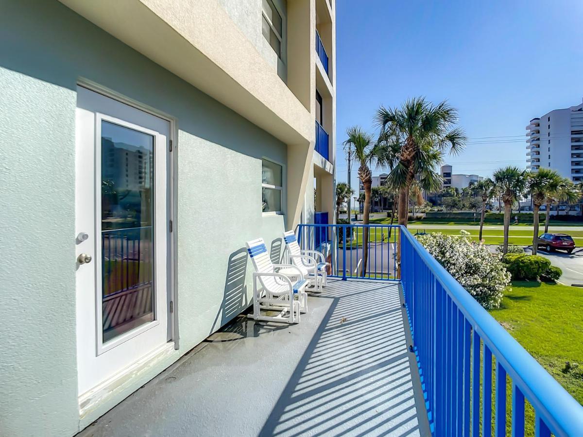 Apartment Gorgeous Oceanwalk On The Corner With Superb Views Of The Ocean. Ow1-201