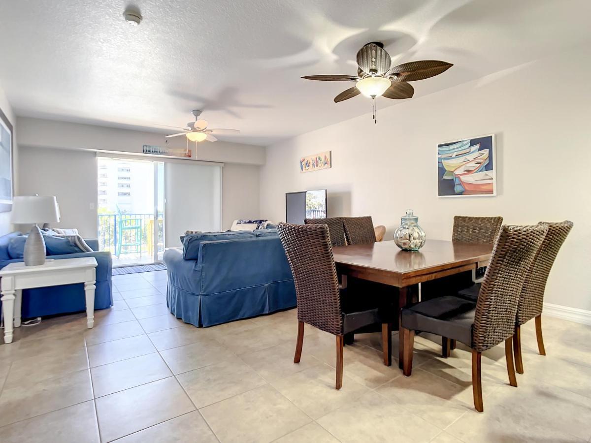 Set Sail In Beautiful Coastal Themed 32 With Gorgeous Ocean Views Ow13-305 *