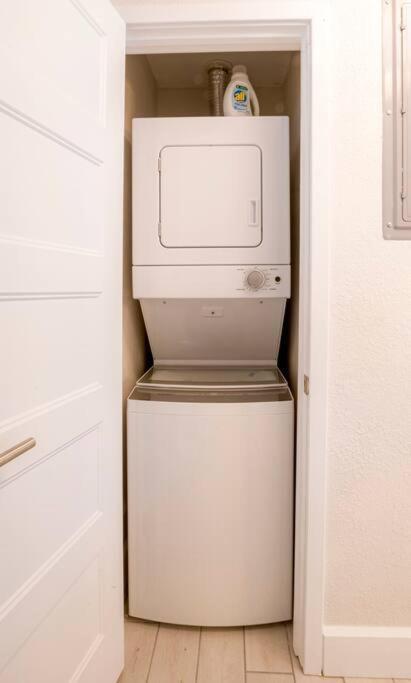 Rated! Buddha's Bungalow, Near Flagler & New Smyrna Beach
