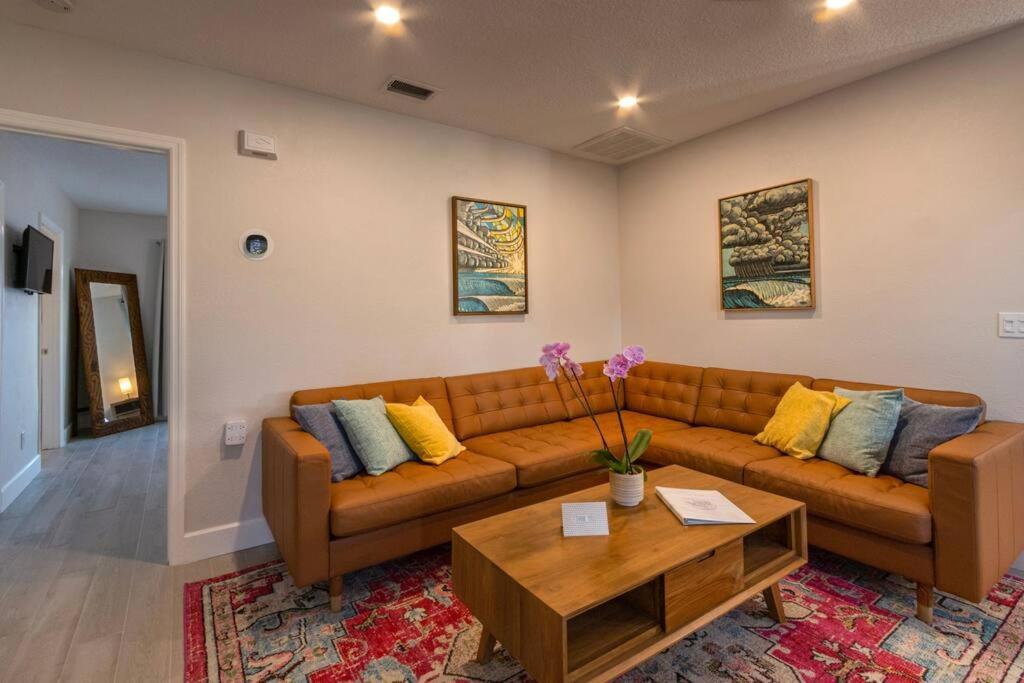 New Stylish & Cozy Dune Daisy Near & Flagler *