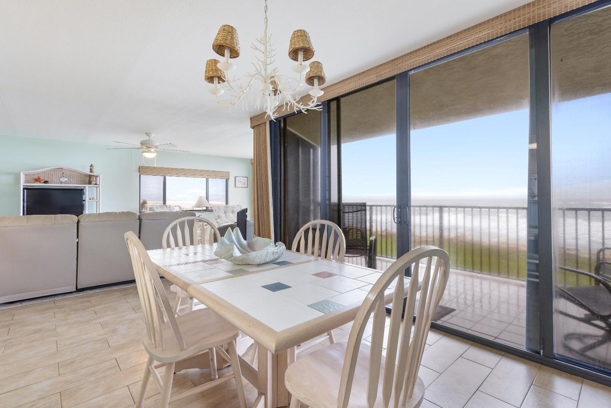 Oceanfront Corner Unit At Chadham-by-the-sea Car Free Ch210 New Smyrna Beach