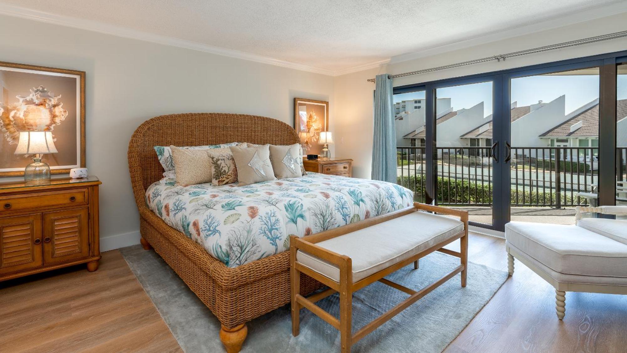 Enjoy The Balcony With An Ocean View Located On The No-drive Beach! New Smyrna Beach