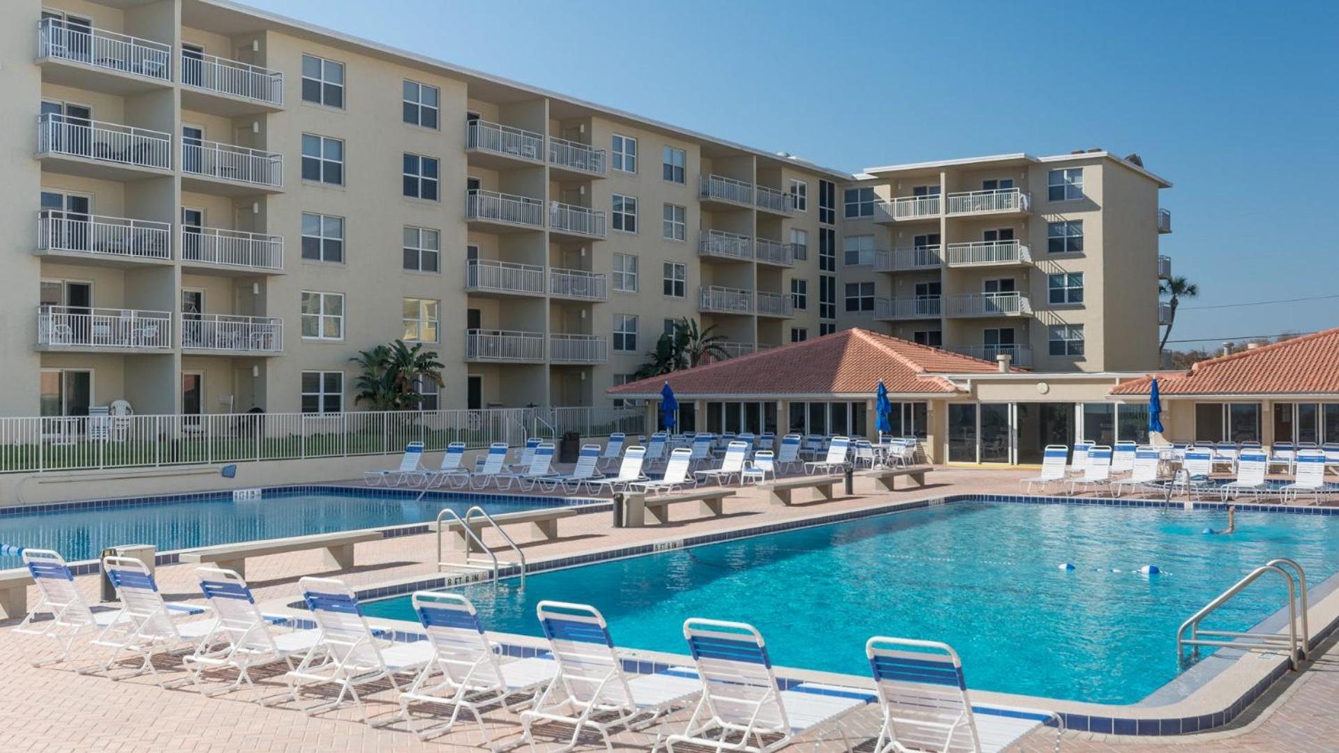 Holiday home Floor Ocean And Pool Views Located On No-drive With 2 Complex Pools New Smyrna Beach