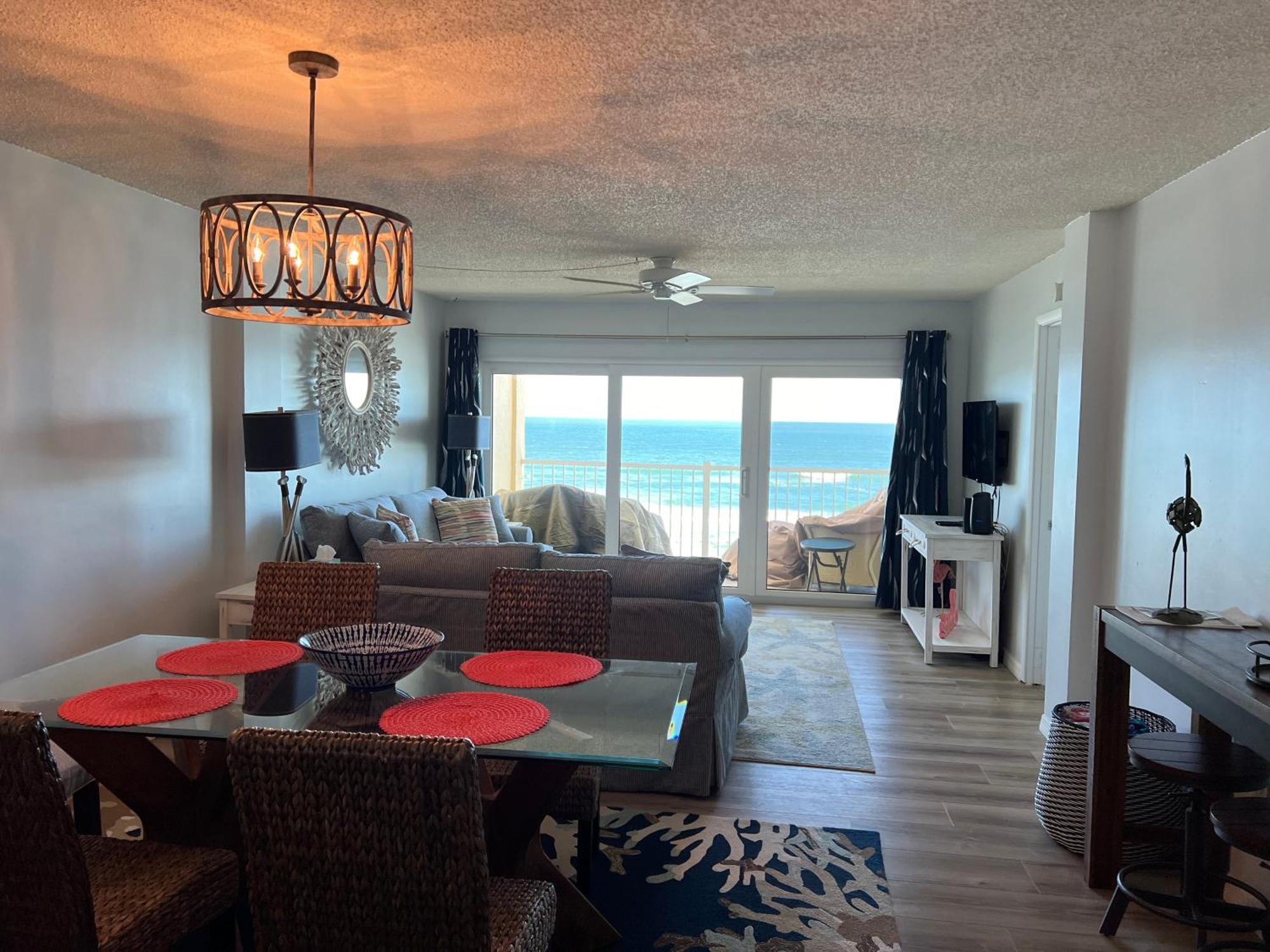 Ponce De Leon Towers Apartment *