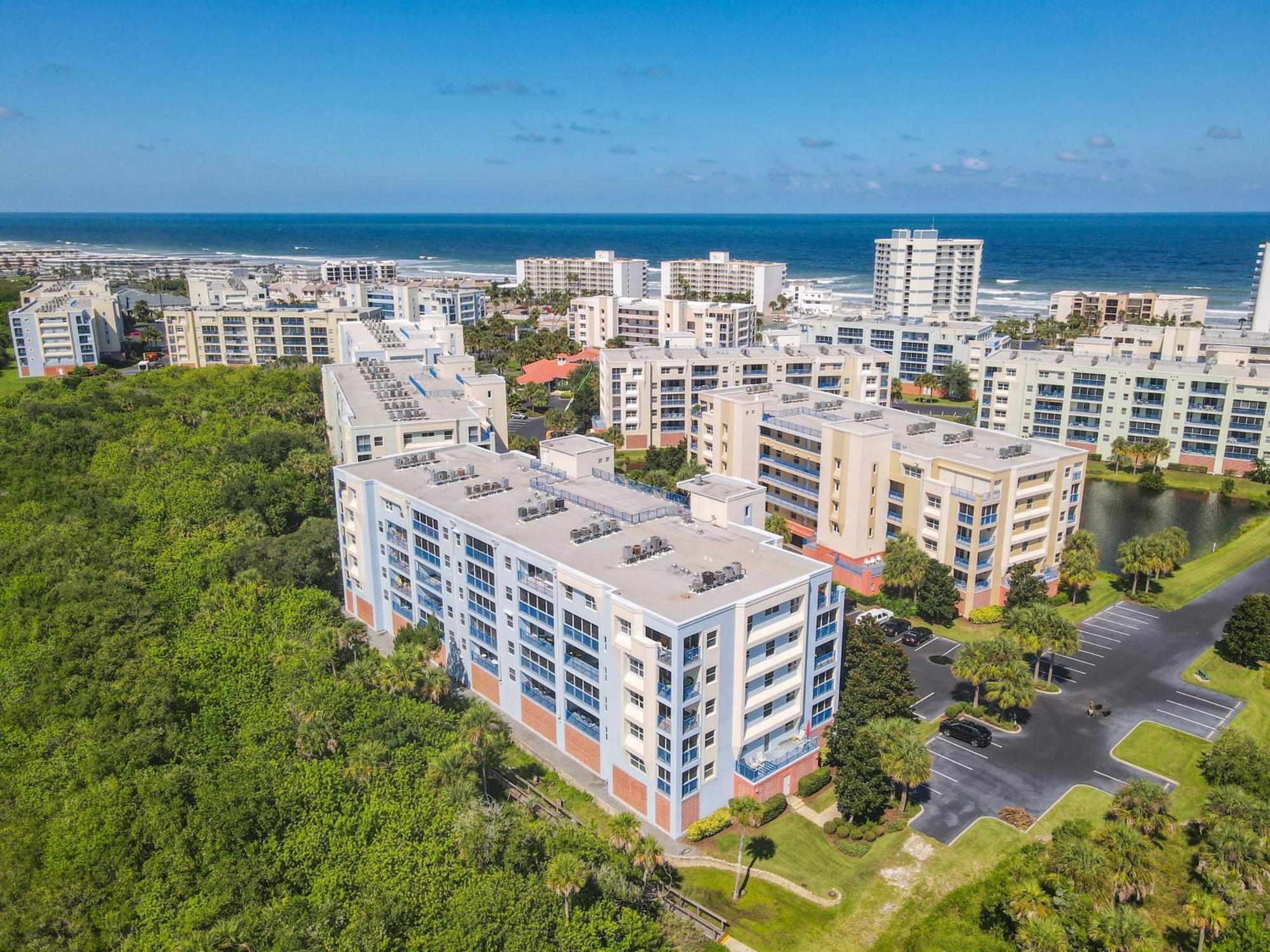 Apartment Stunning 32 Corner Unit On The Atlantic. Ow10-401 *