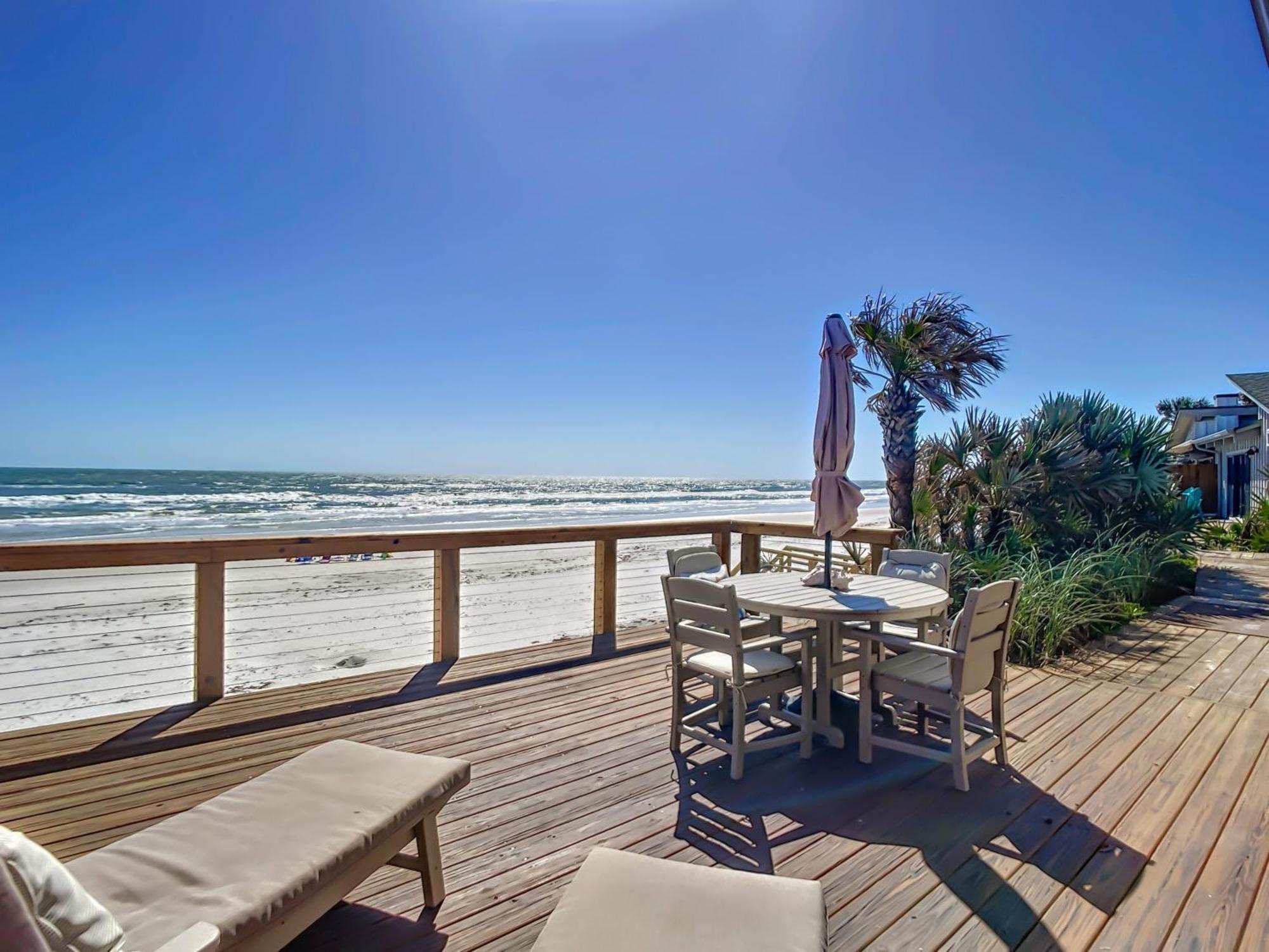 Beachfront With Large Deck Pool Sea Dunes Sailfish A2 * New Smyrna Beach