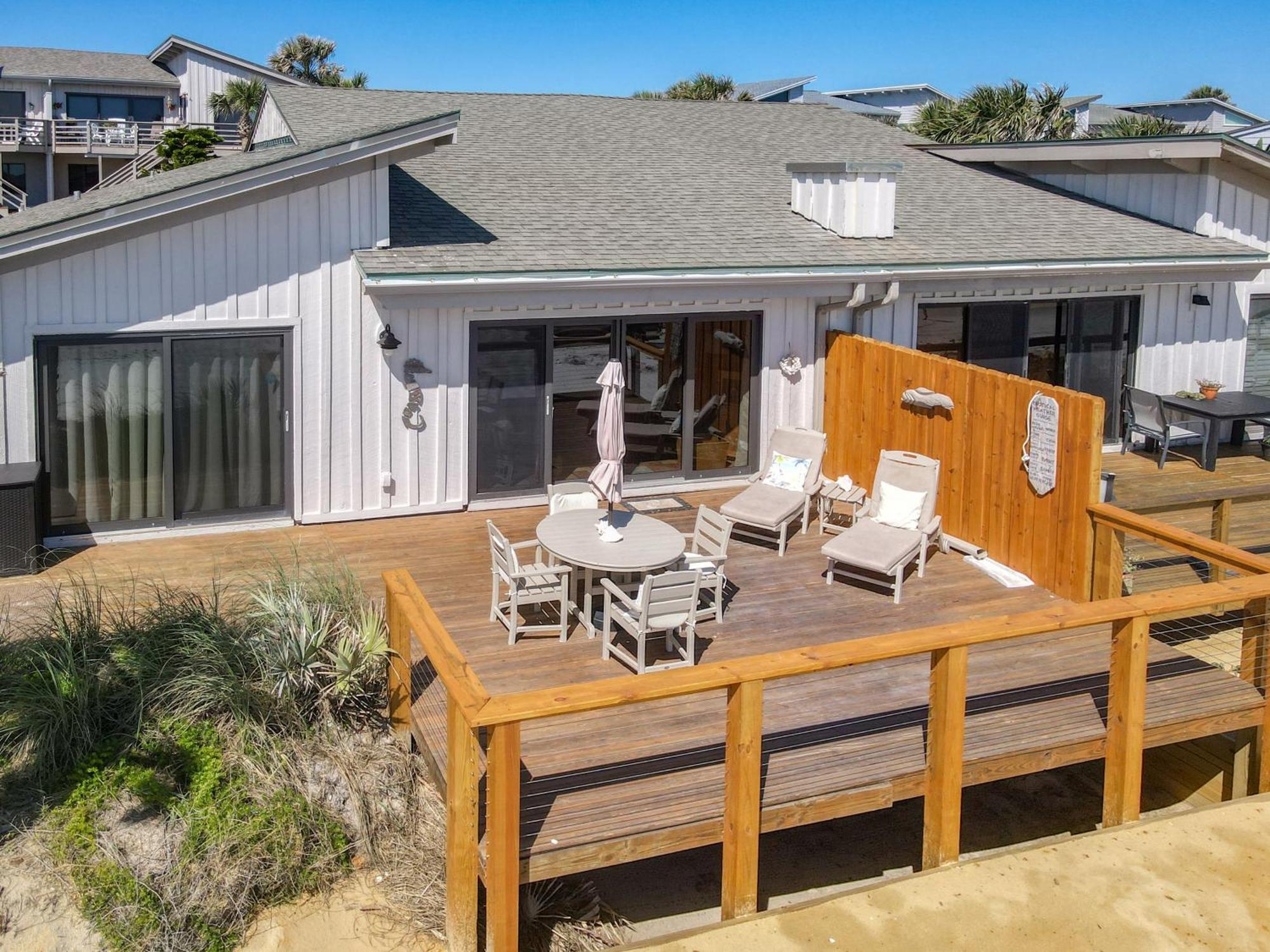 Apartment Beachfront With Large Deck Pool Sea Dunes Sailfish A2 *