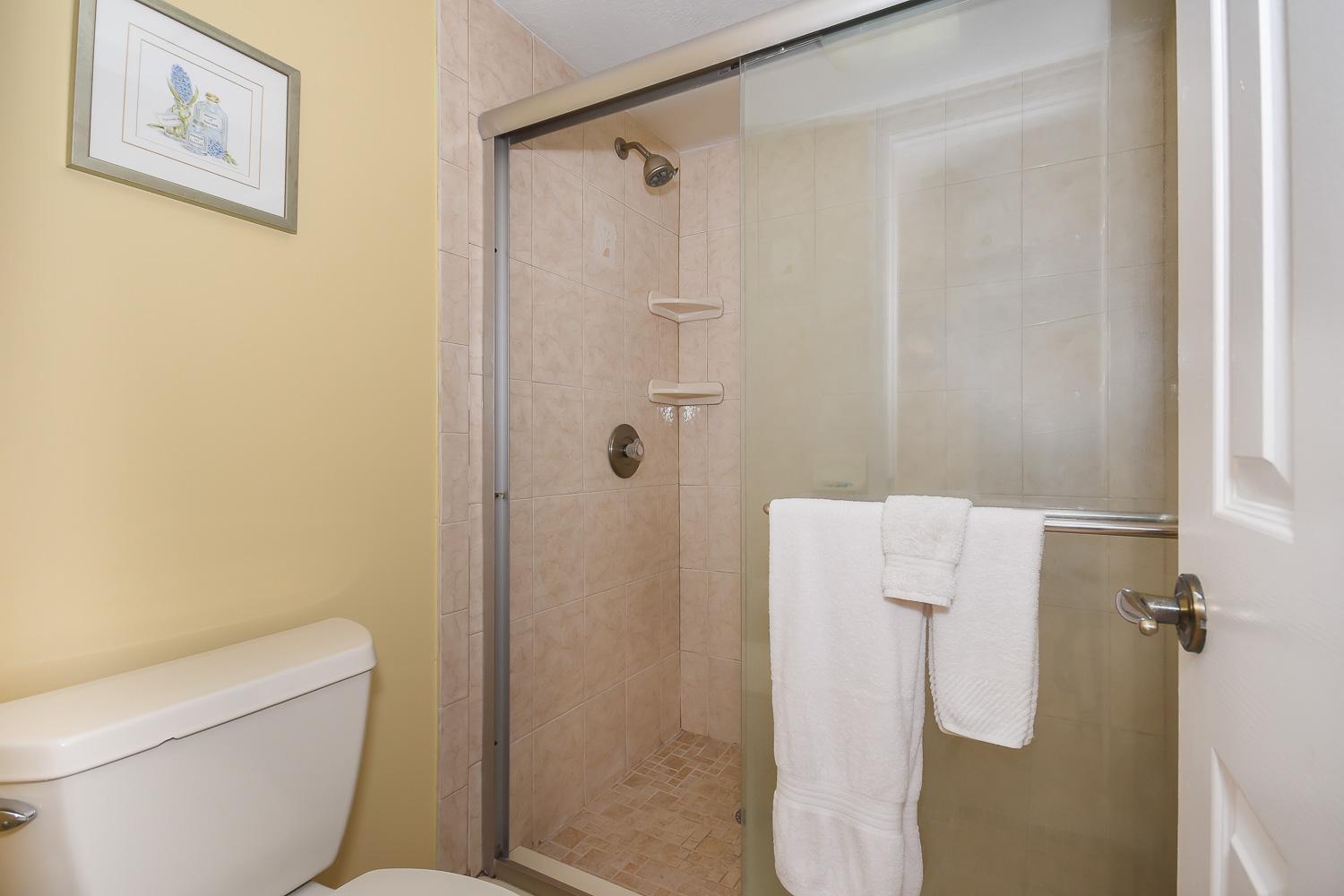Apartment Luxury Oceanfront With Breathtaking Views Pool Wifi ~ Ch516 *