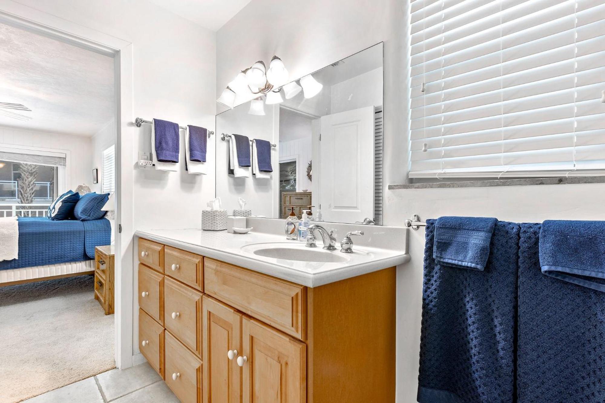 Oceanfront In Nsb On No Drive 4009s * New Smyrna Beach