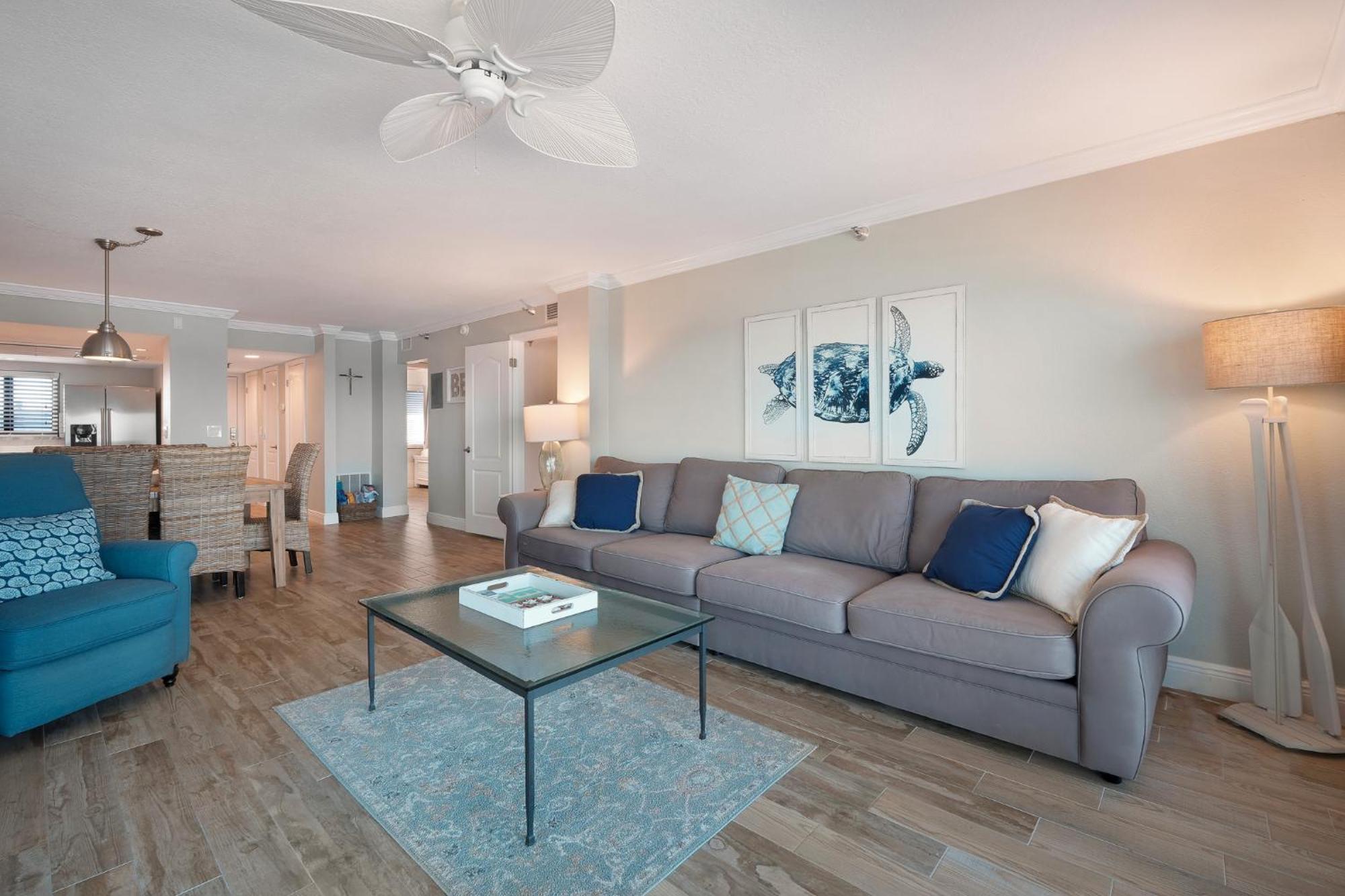 Oceanfront With Pool & Access Located On The No-drive Beach!