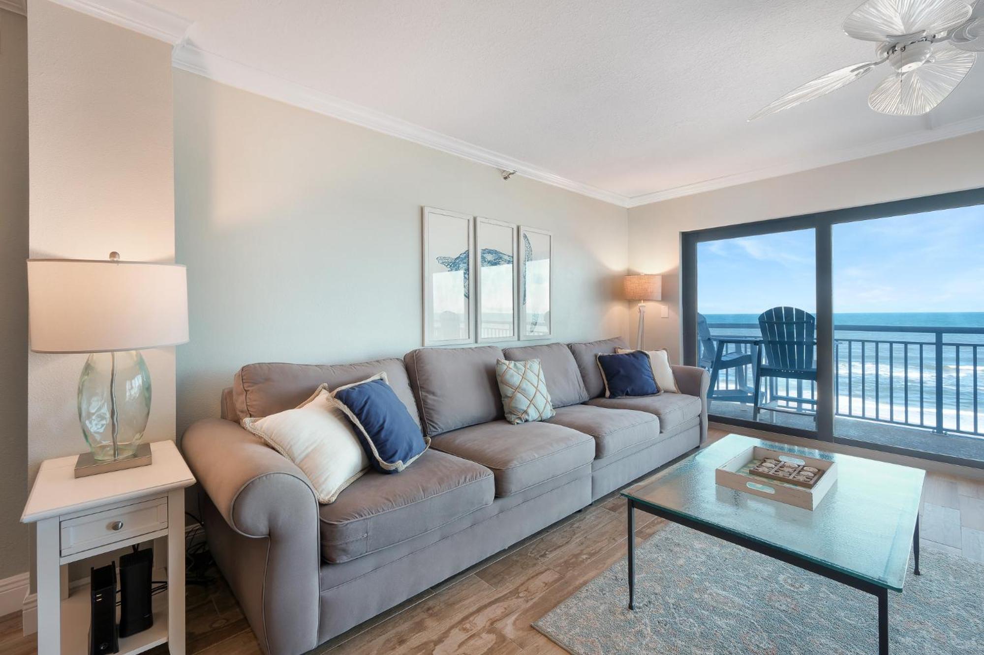 Oceanfront With Pool & Access Located On The No-drive Beach! Holiday home New Smyrna Beach