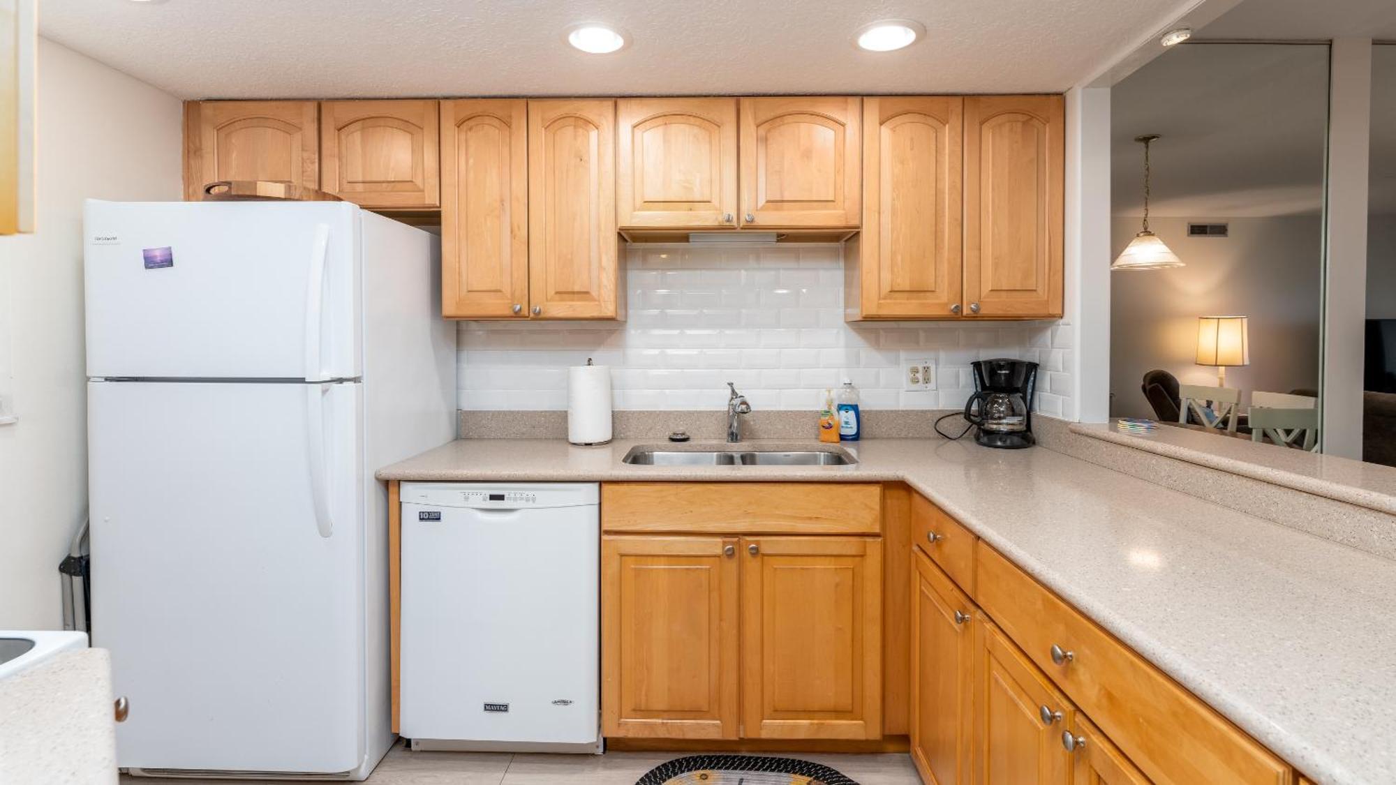 Holiday home Direct Oceanfront Retreat With 2 Complex Pools! *