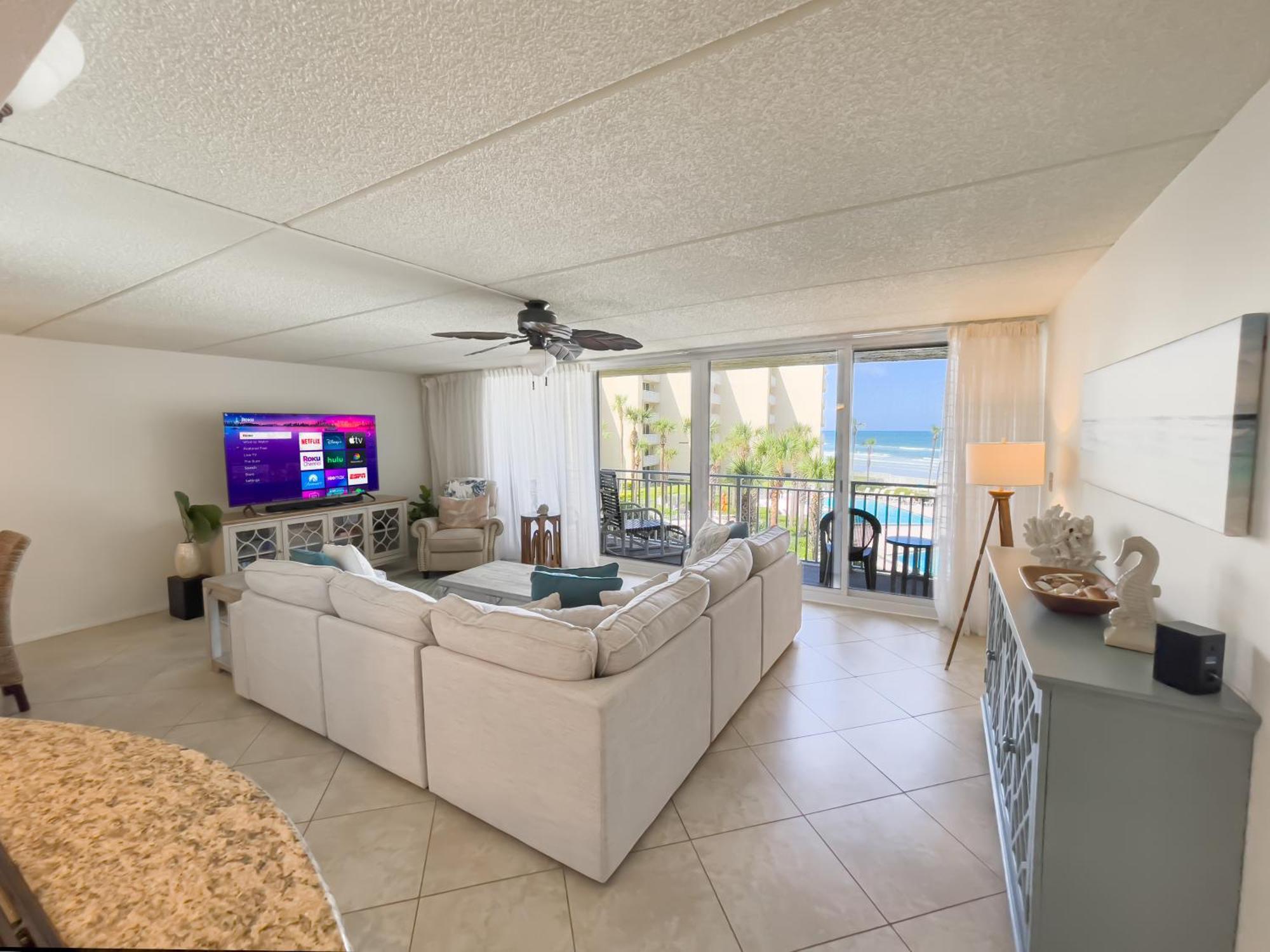 Coastal With Beachfront Views And Pool Access! *