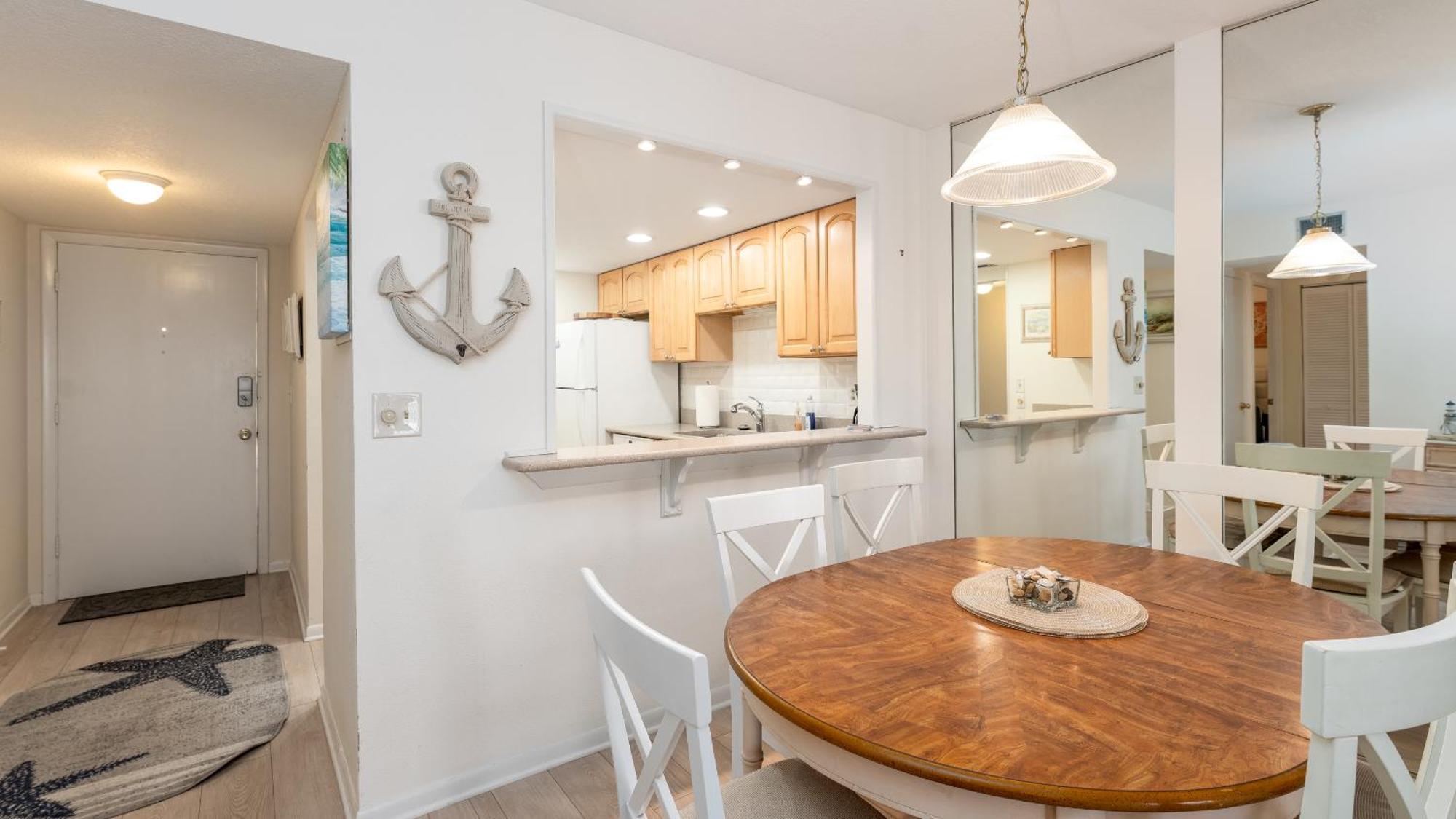 Holiday home Direct Oceanfront Retreat With 2 Complex Pools! New Smyrna Beach