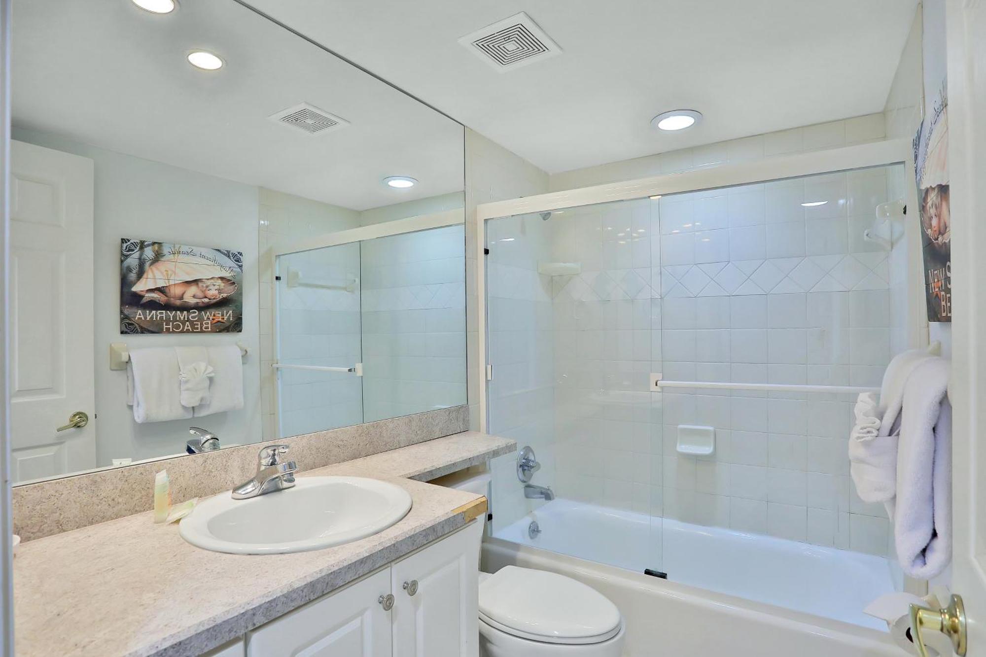 Atlantic Avenue Apartment New Smyrna Beach