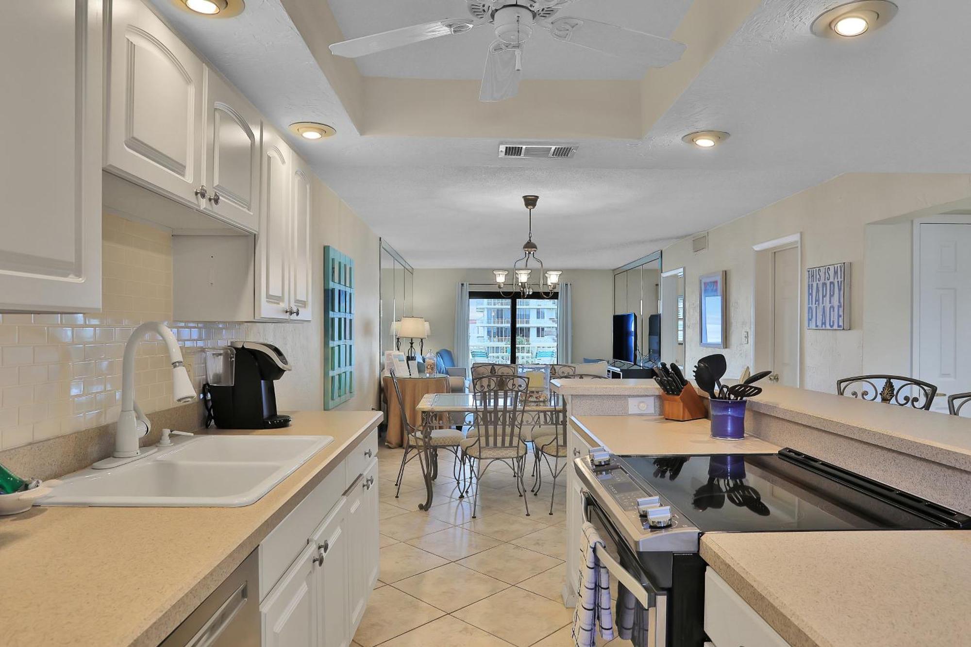 Atlantic Avenue * New Smyrna Beach