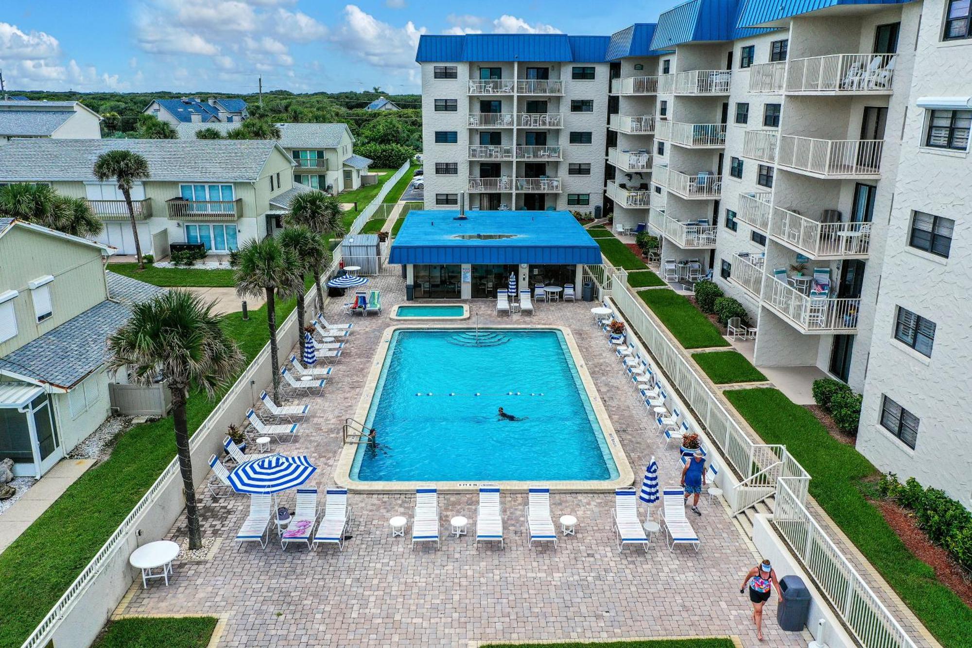 Atlantic Avenue * New Smyrna Beach
