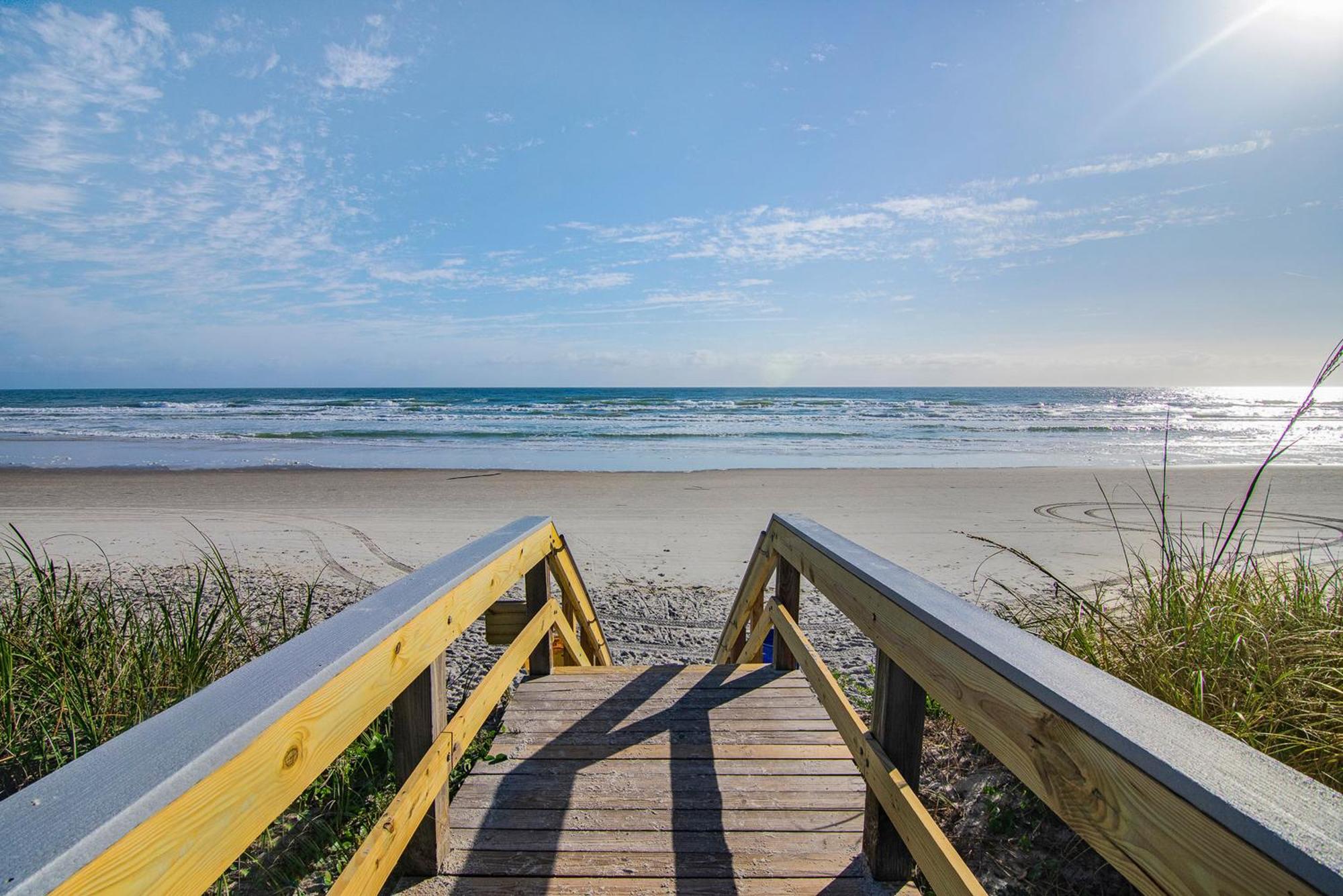 Atlantic Avenue New Smyrna Beach