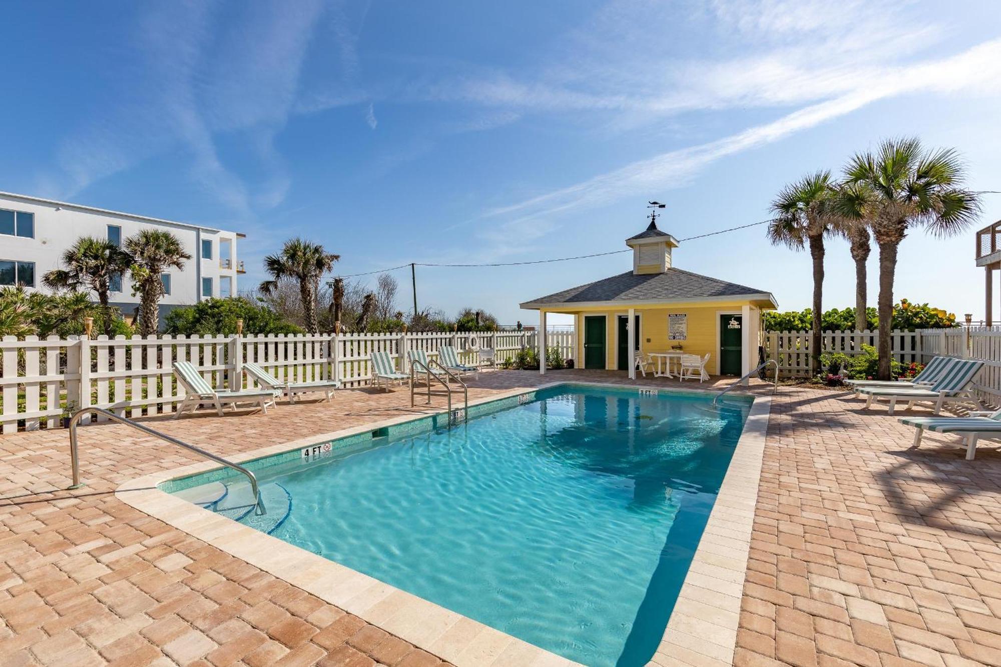 Holiday home Ocean Club At Turtle Mound 207