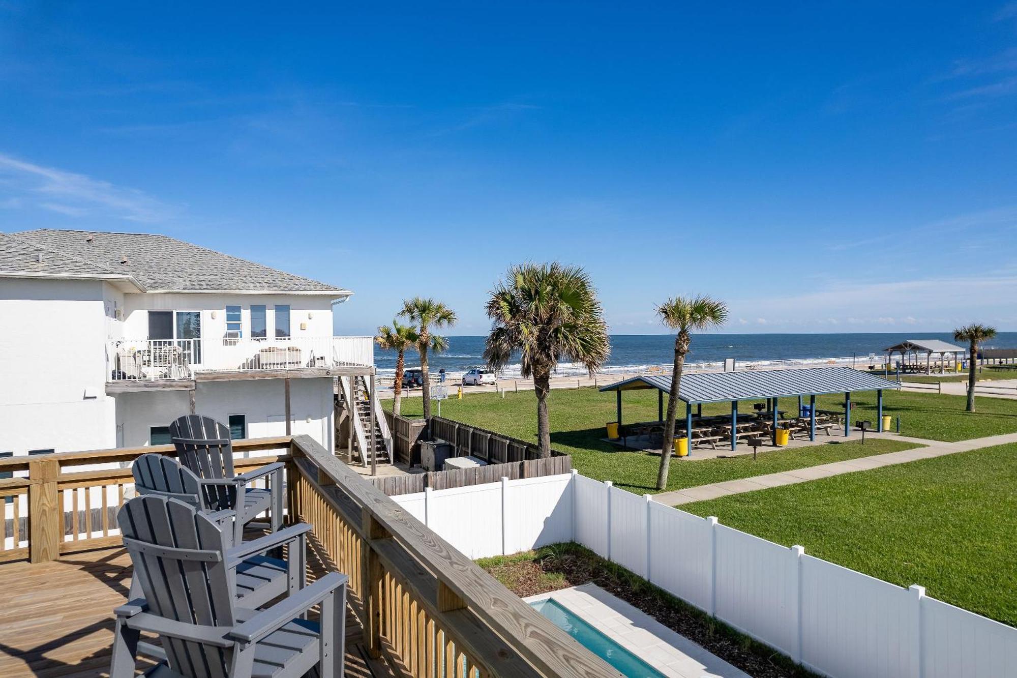 Ocean River View Pool Close To Amenities 6635t Holiday home New Smyrna Beach
