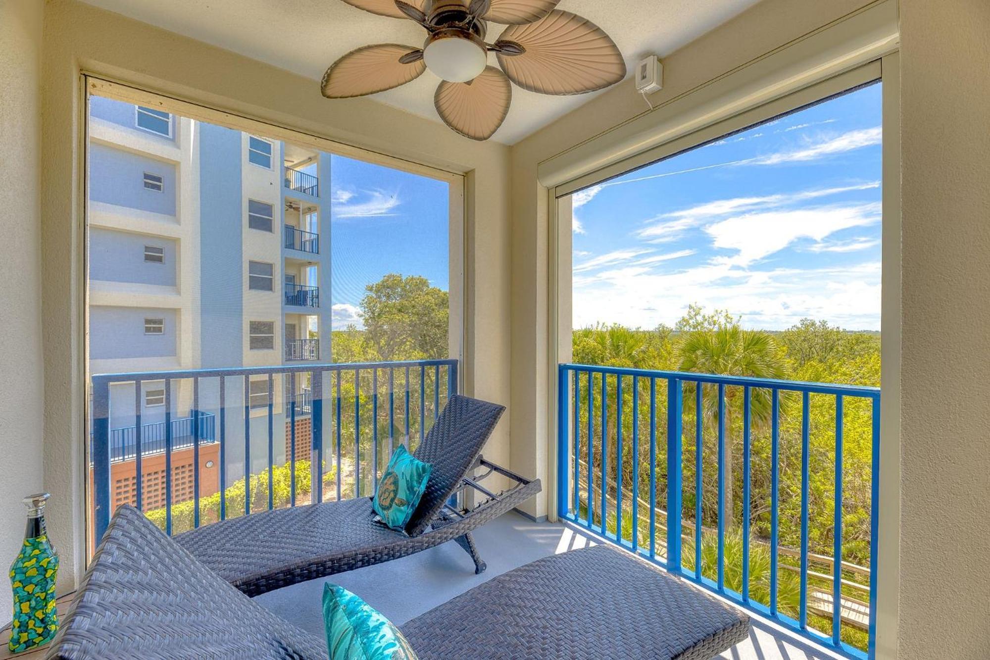 Coastal Bliss: Oceanwalk 9-301 With Sunset Views Amenities * New Smyrna Beach
