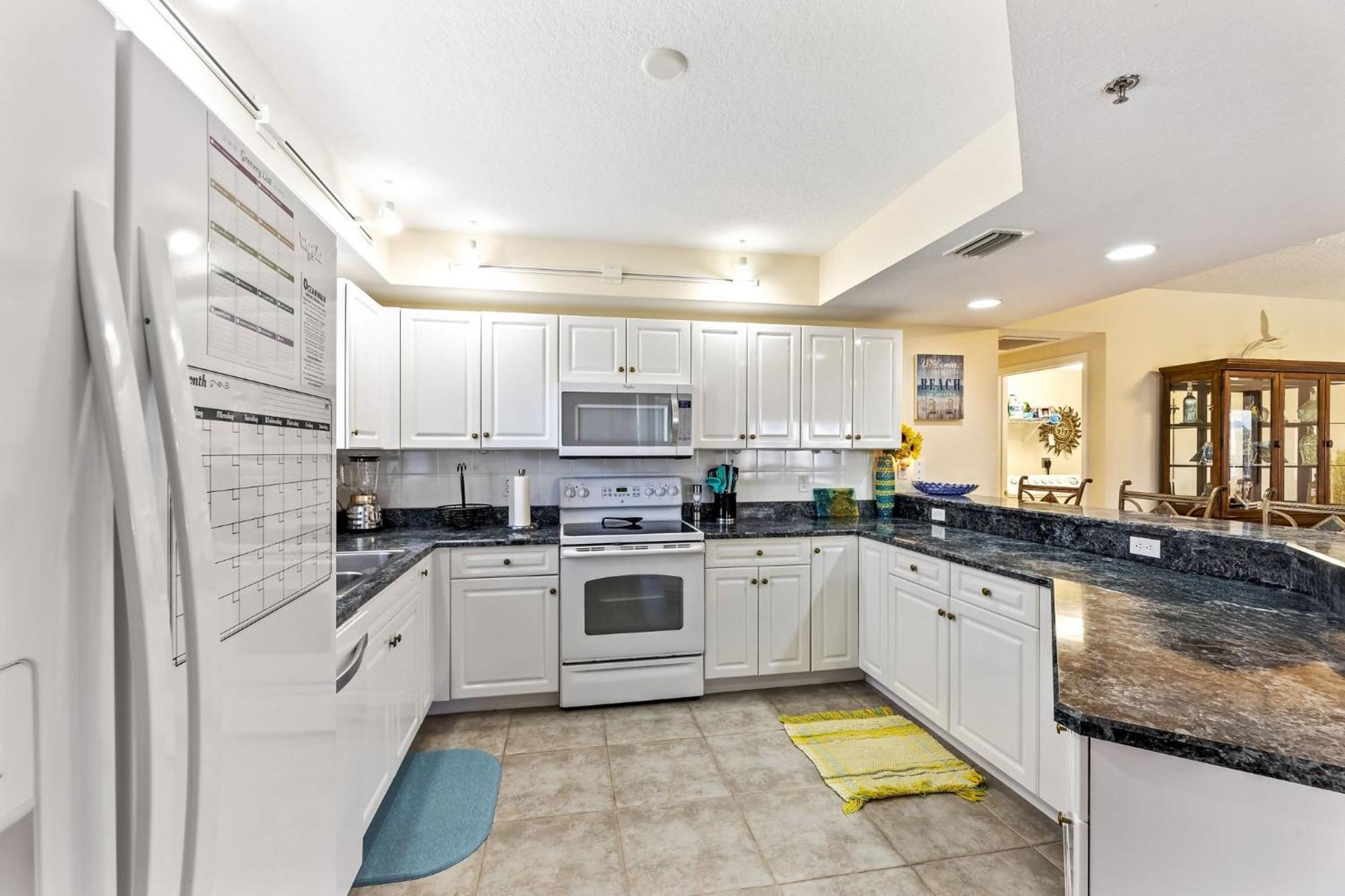 Apartment Coastal Bliss: Oceanwalk 9-301 With Sunset Views Amenities *