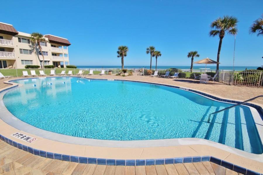 Chateau By The Sea 13c Holiday home