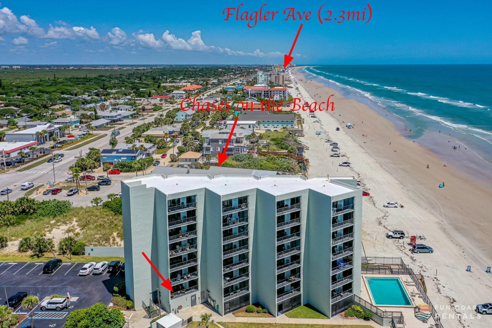 Ocean View Balcony Just Steps To The With Pool, Parking And Wi-fi!