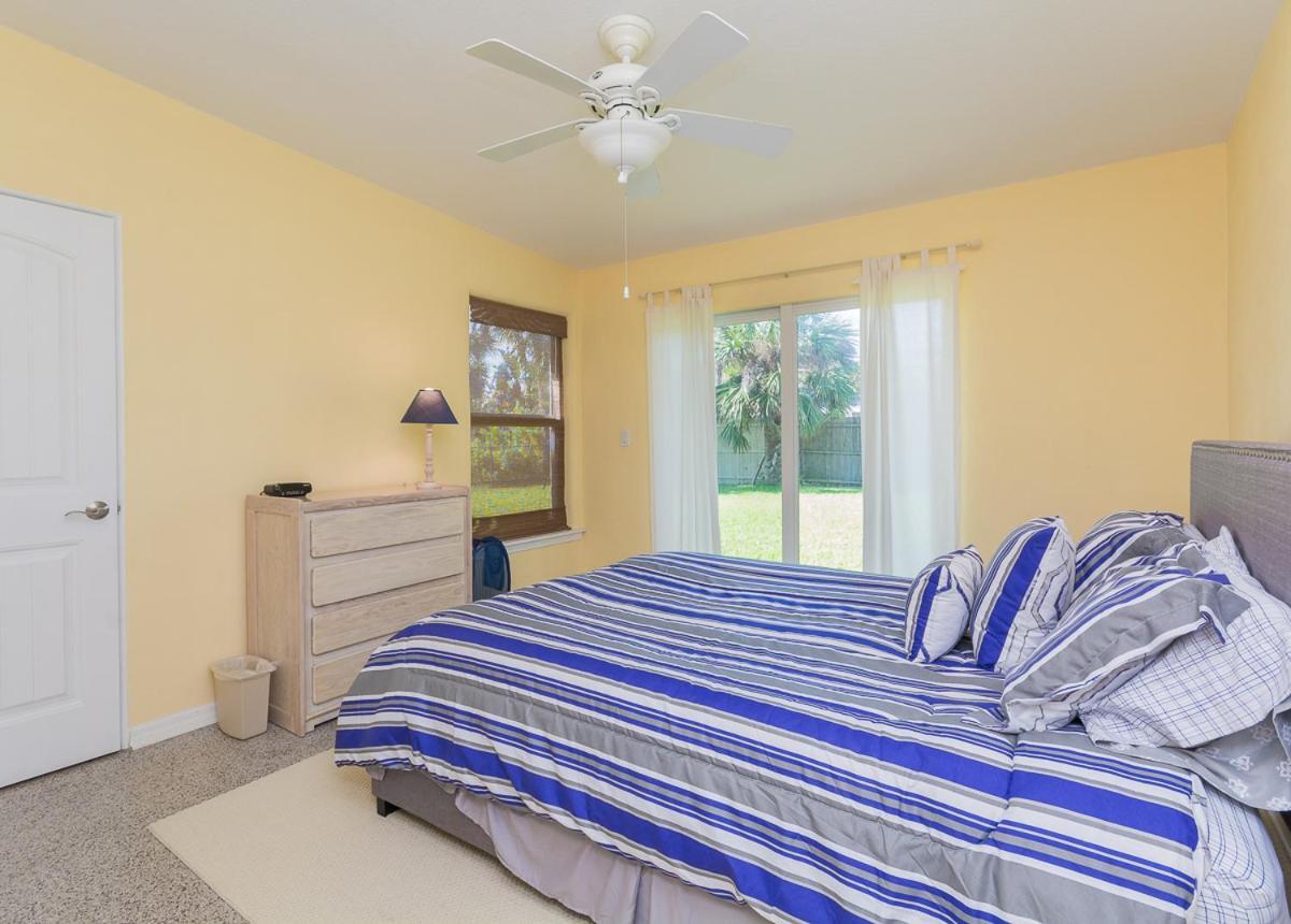 North Beauty - Lovely Across The Street From The Beach. 1814b Holiday home
