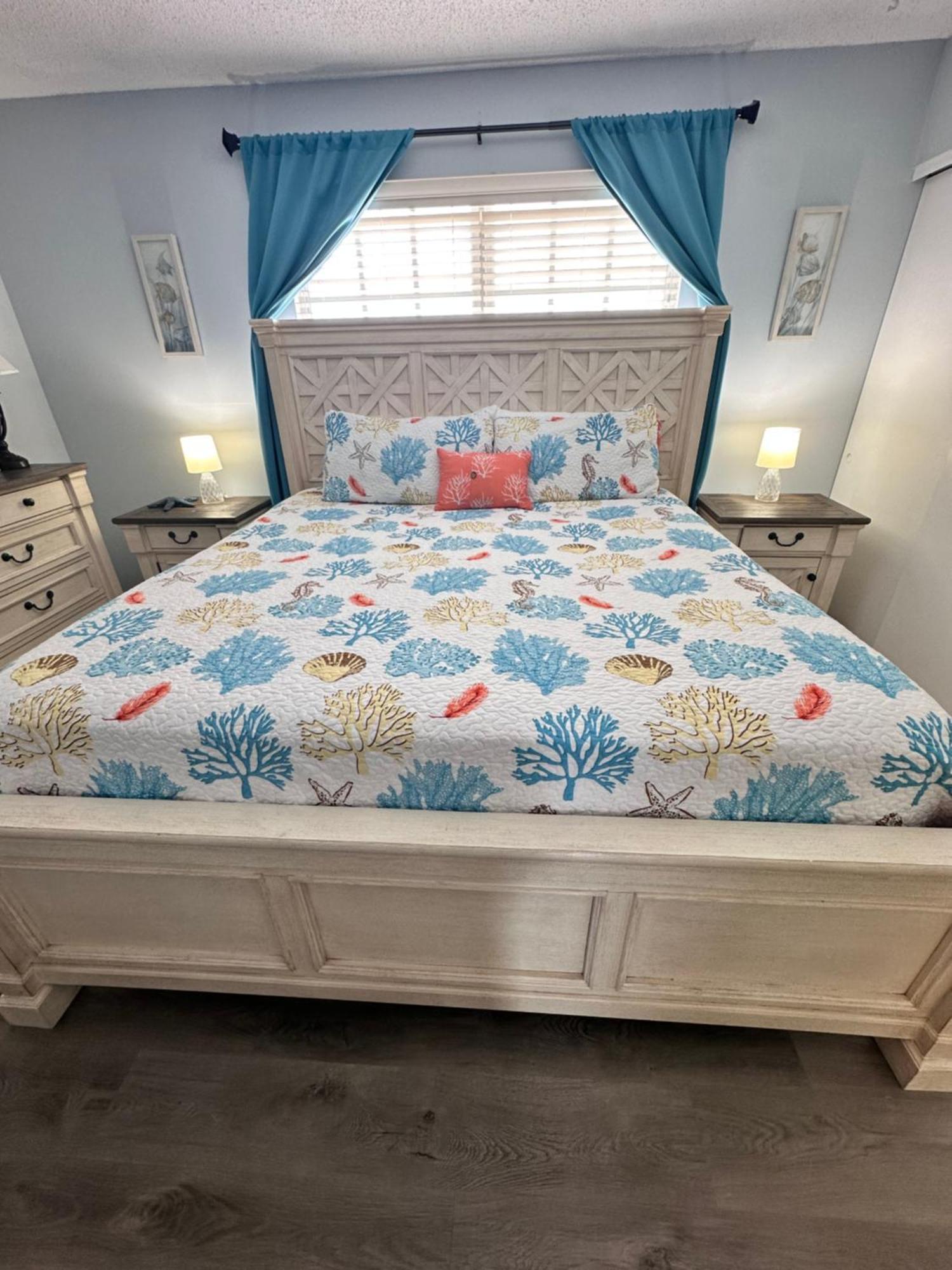 Apartment Beachside Serenity Private Balcony With Ocean View, Heated Pool, Bbq, King Bed New Smyrna Beach