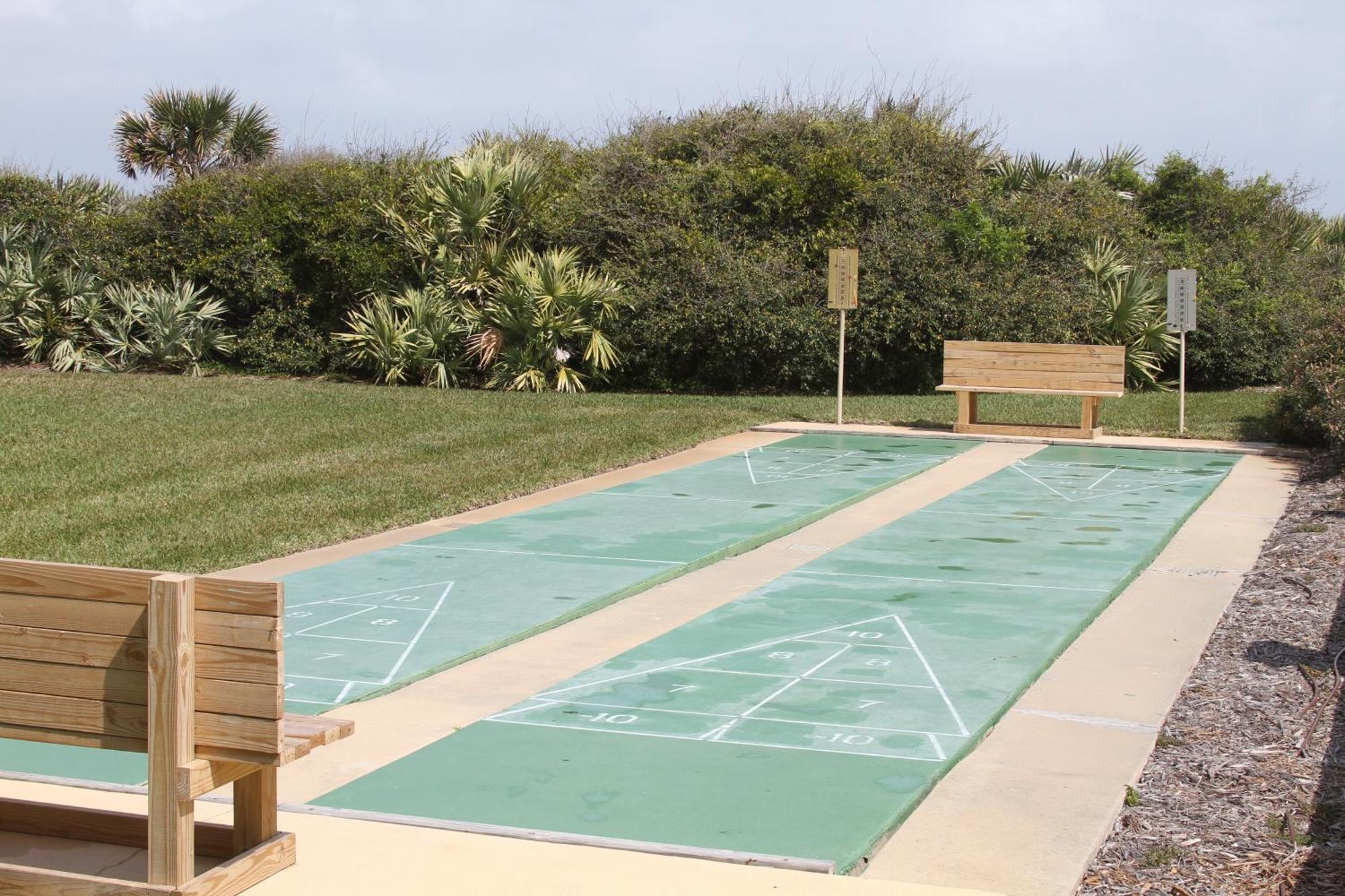 Direct Oceanfront Corner Condo, No-drive New Smyrna Beach, Large Southern Facing Balcony *