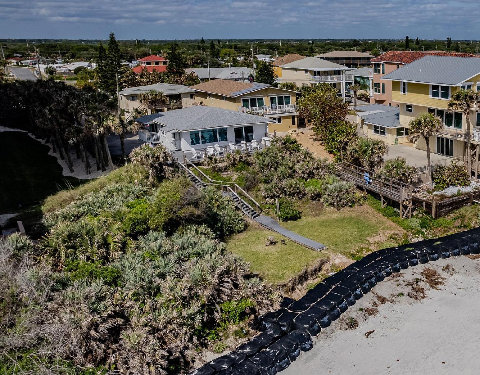 Oceanfront In Nsb On No Drive 4009s Holiday home *