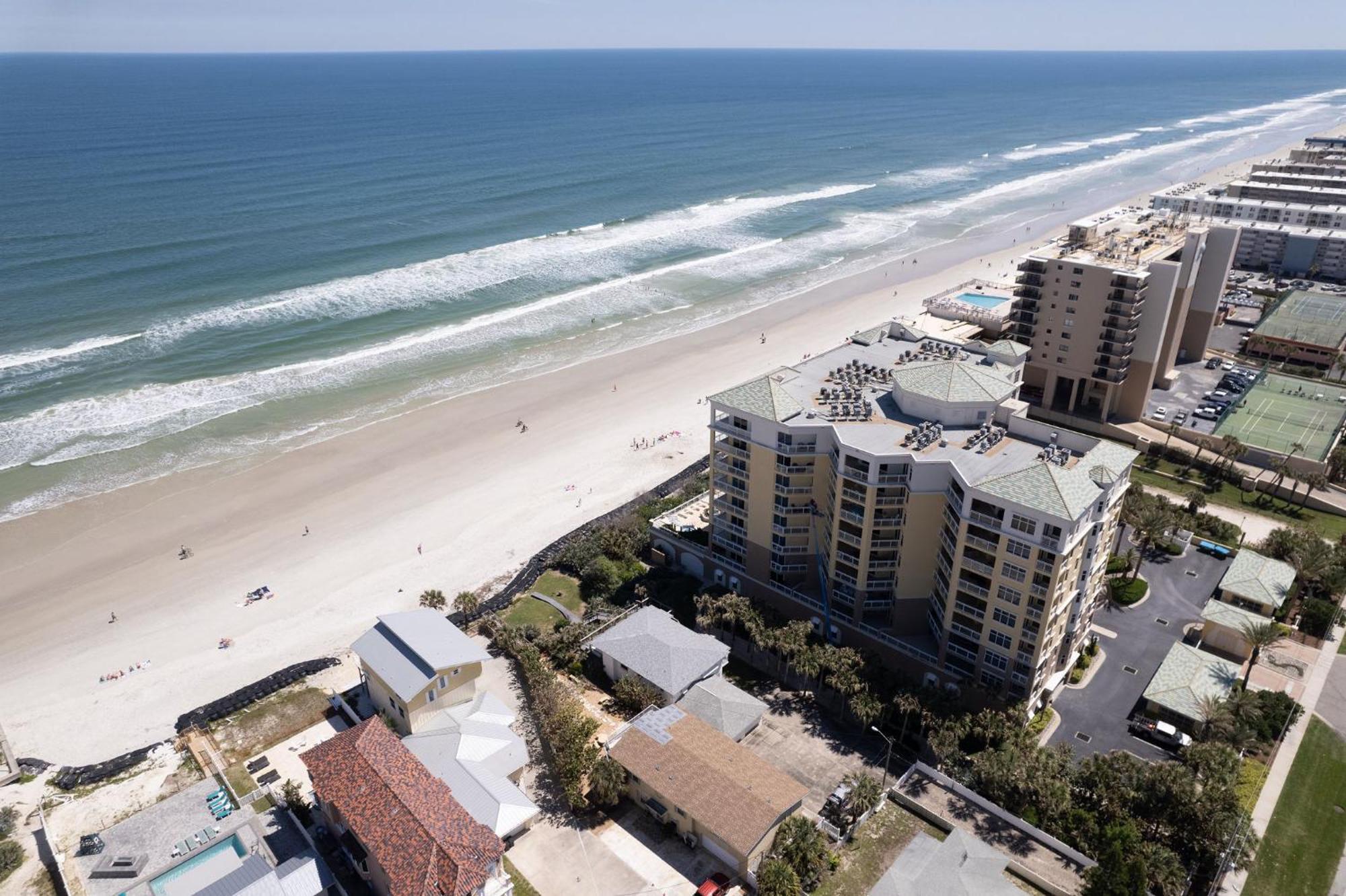 Oceanfront In Nsb On No Drive 4009s Holiday home