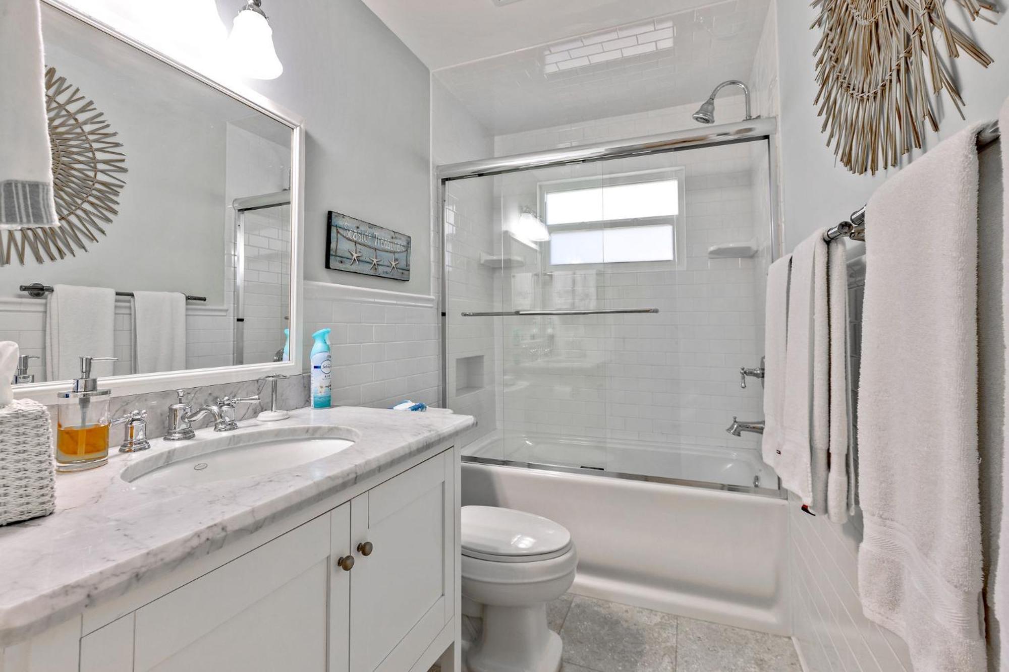 Oceanfront In Nsb On No Drive 4009s *