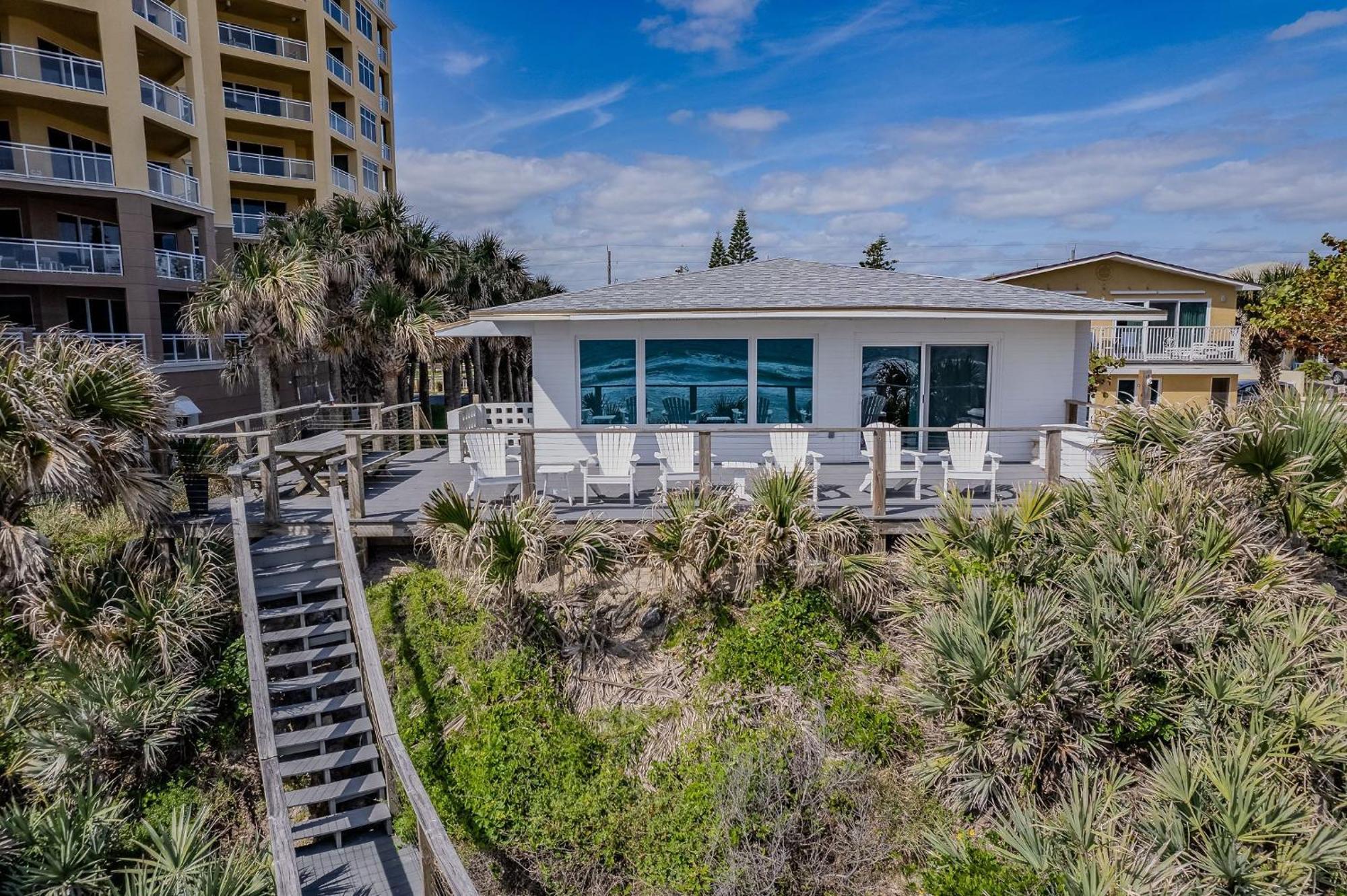 Oceanfront In Nsb On No Drive 4009s Holiday home New Smyrna Beach