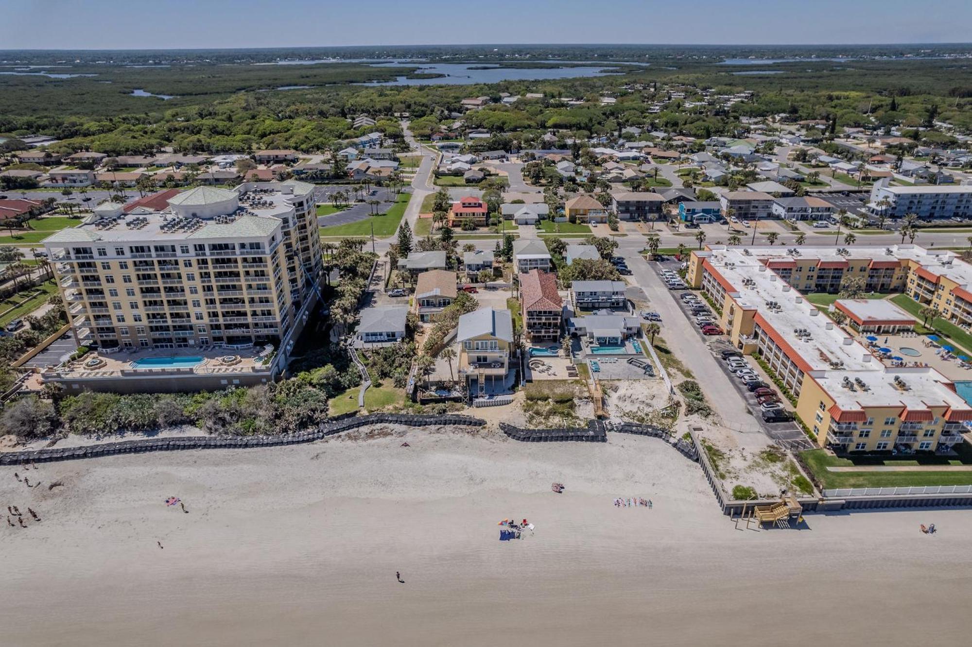 Holiday home Oceanfront In Nsb On No Drive 4009s New Smyrna Beach